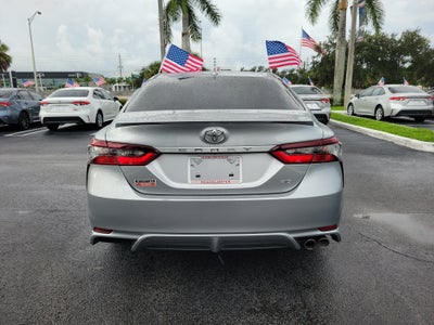 2022 Toyota Camry SE