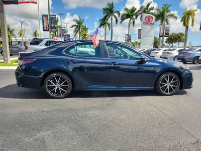 2021 Toyota Camry SE