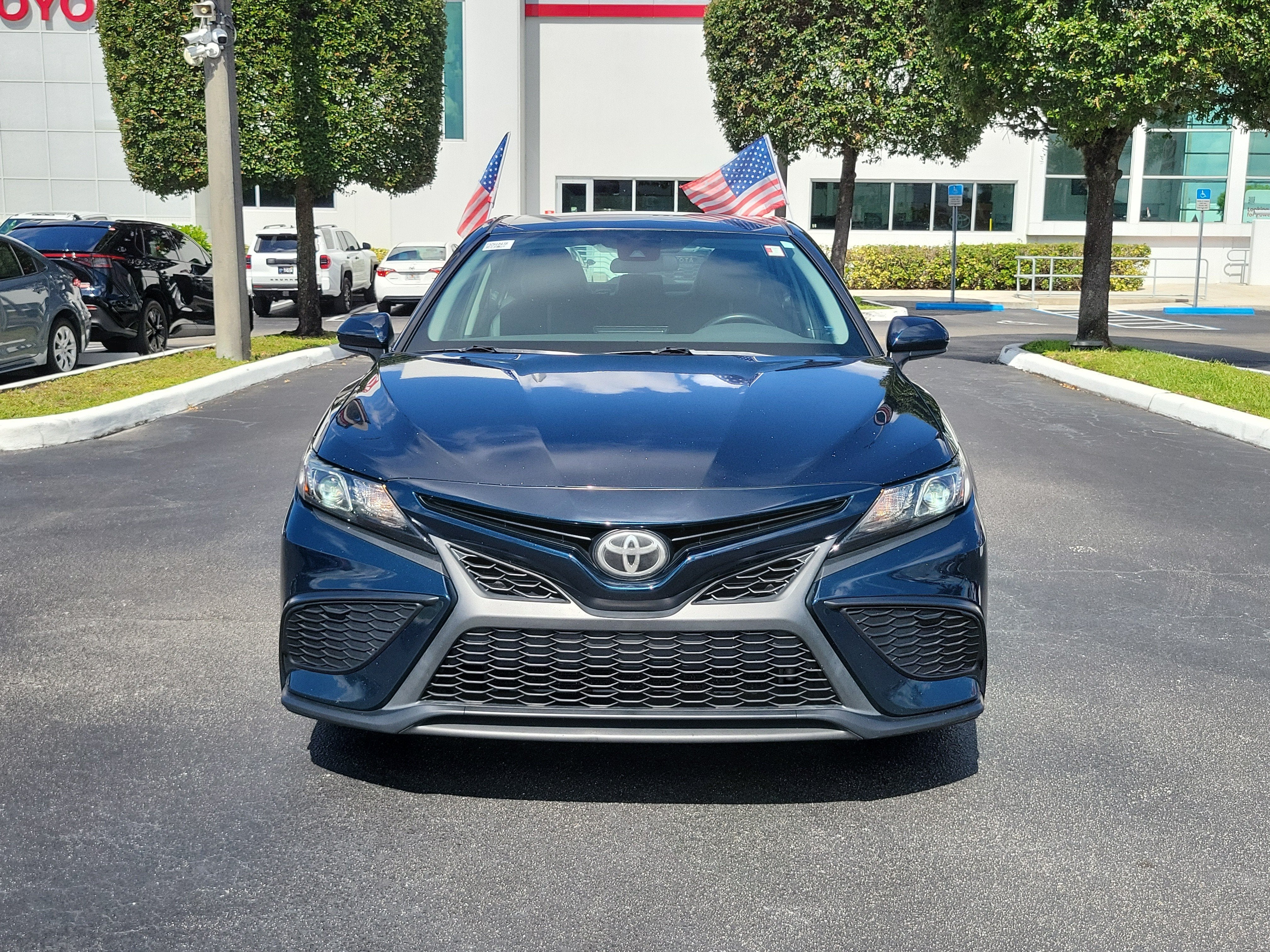 2021 Toyota Camry SE