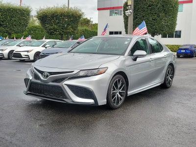2024 Toyota Camry SE