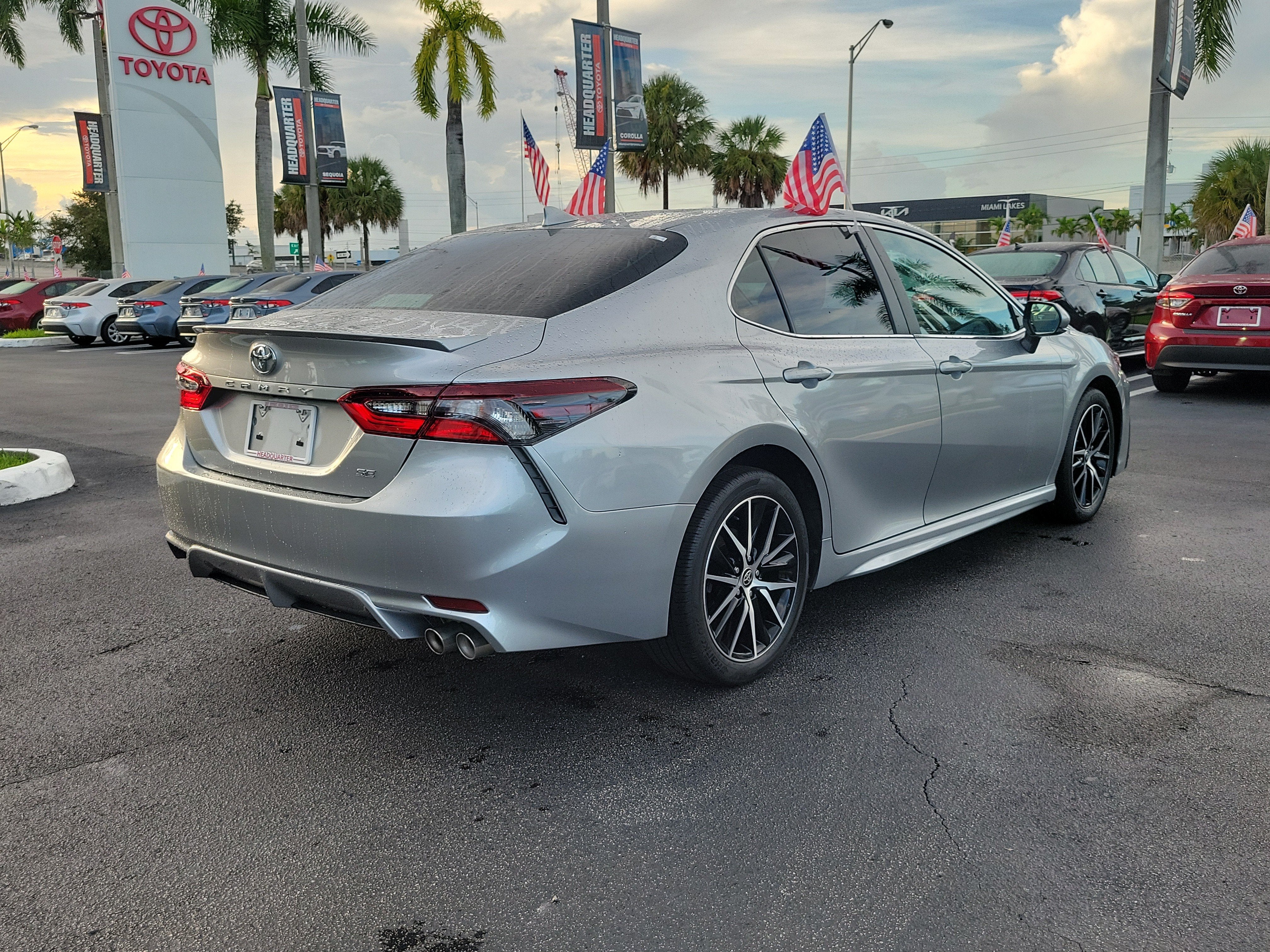 2024 Toyota Camry SE