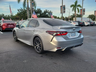 2024 Toyota Camry SE