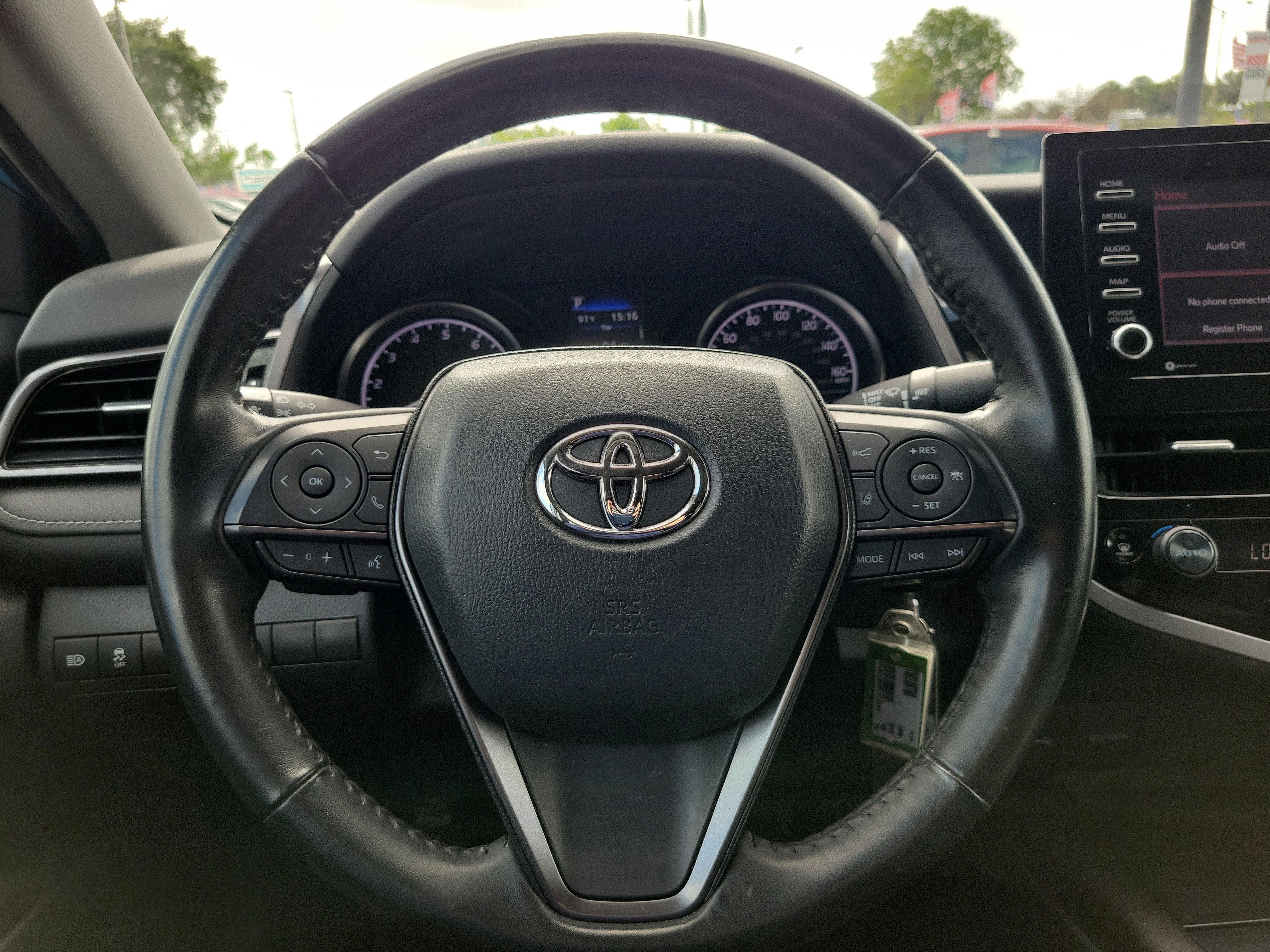 2023 Toyota Camry SE
