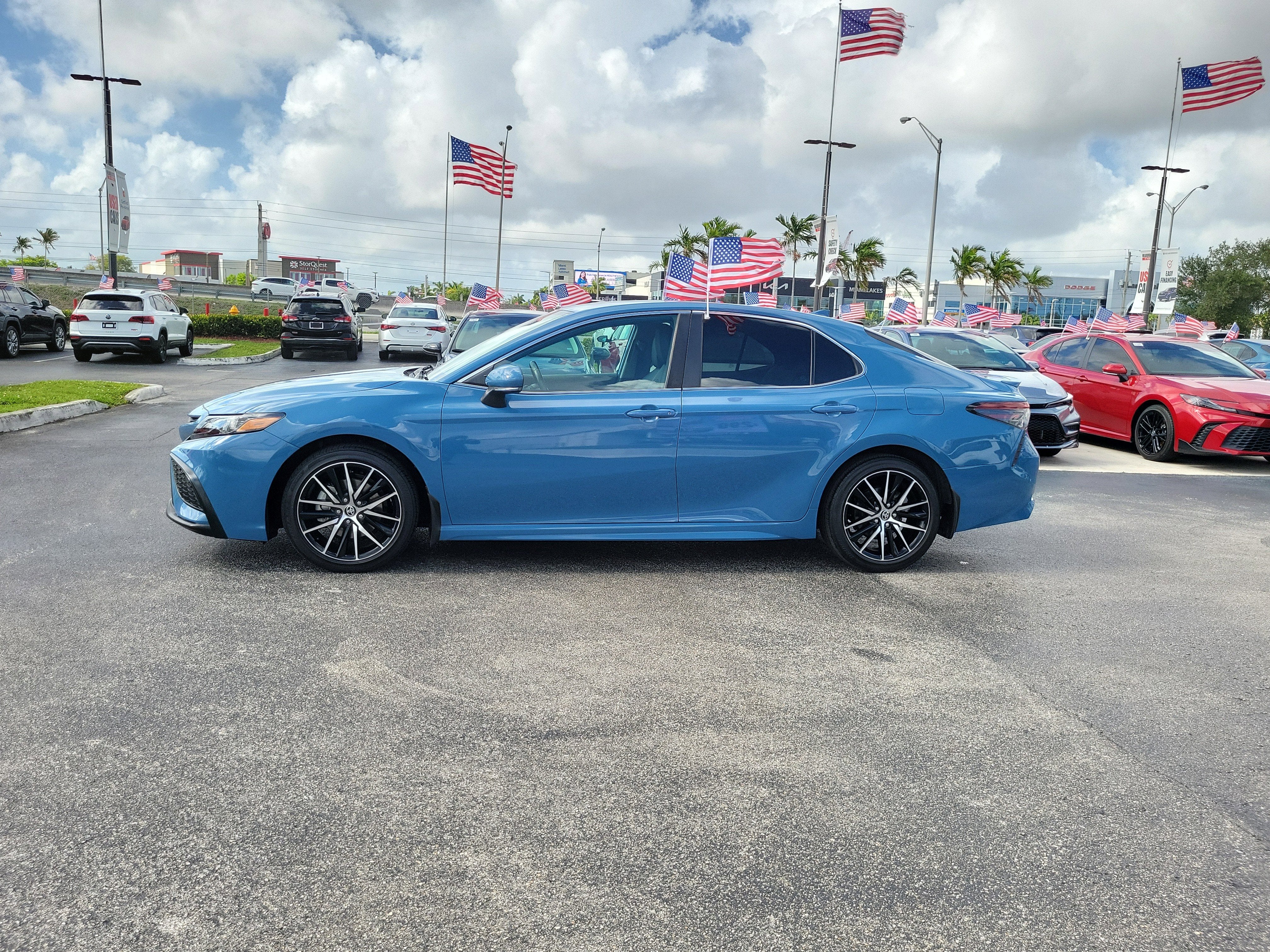 2023 Toyota Camry SE