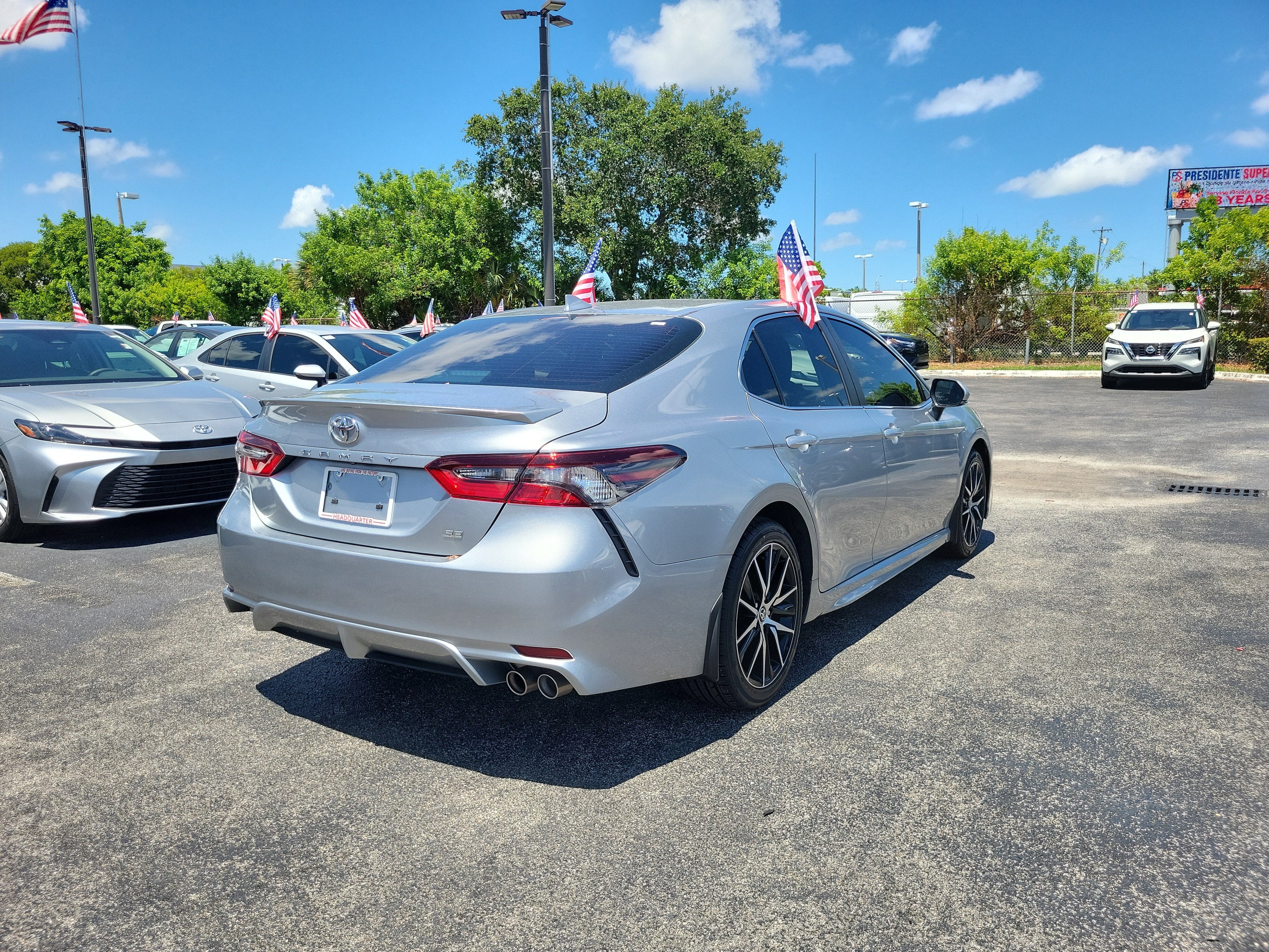 2023 Toyota Camry SE