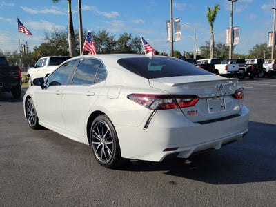 2024 Toyota Camry SE