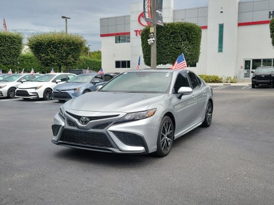 2024 Toyota Camry SE