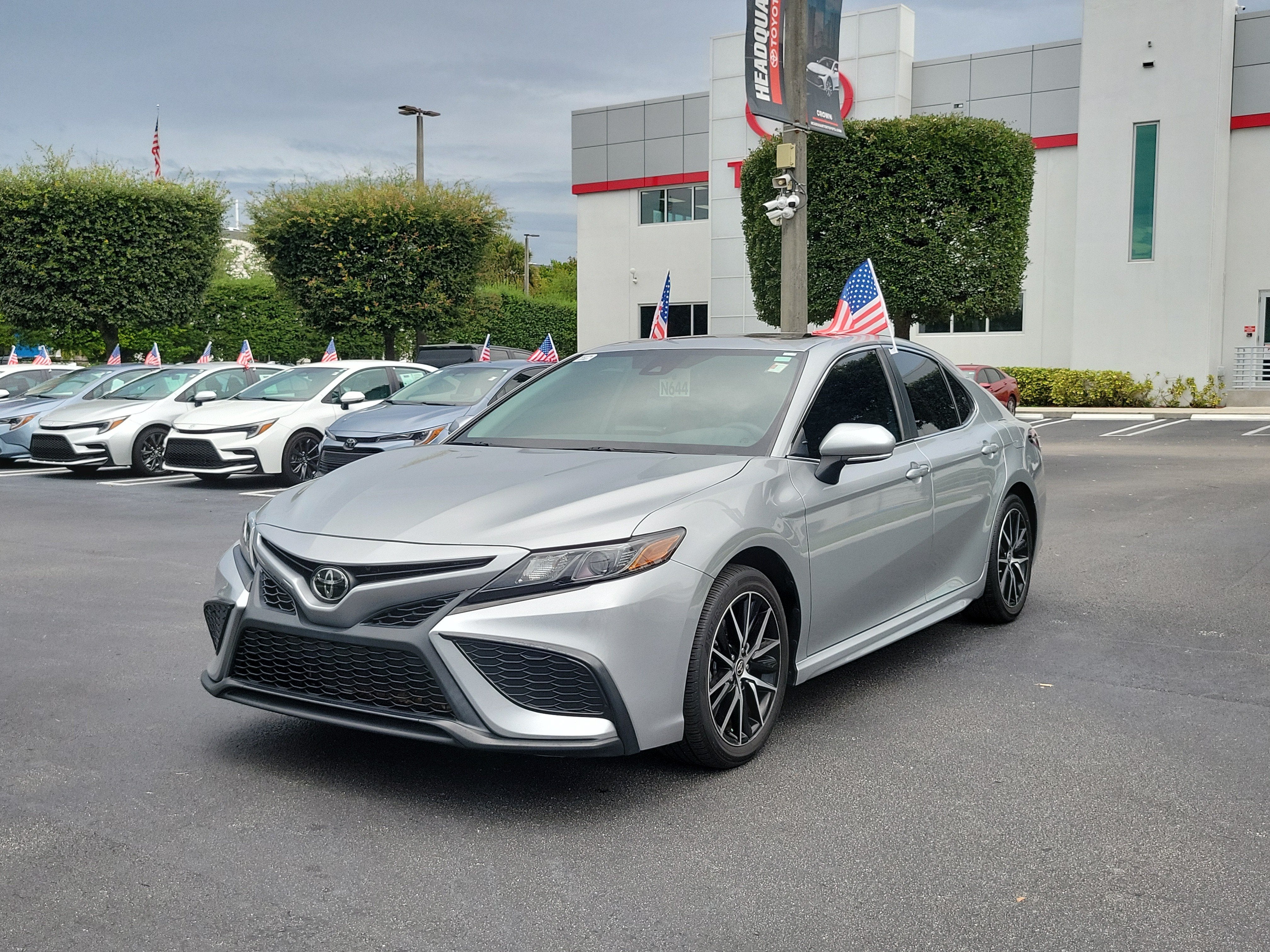 2024 Toyota Camry SE