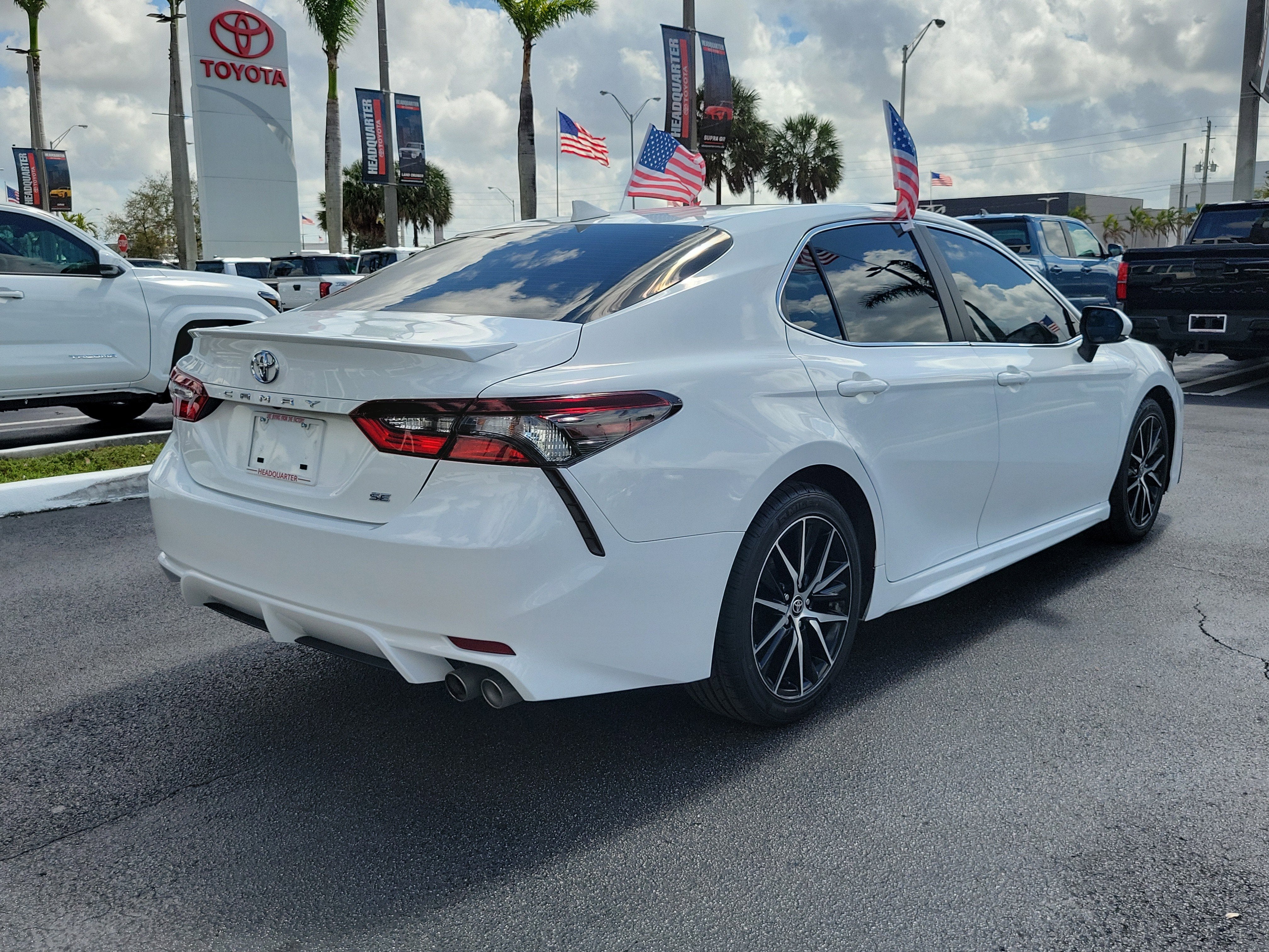 2022 Toyota Camry SE