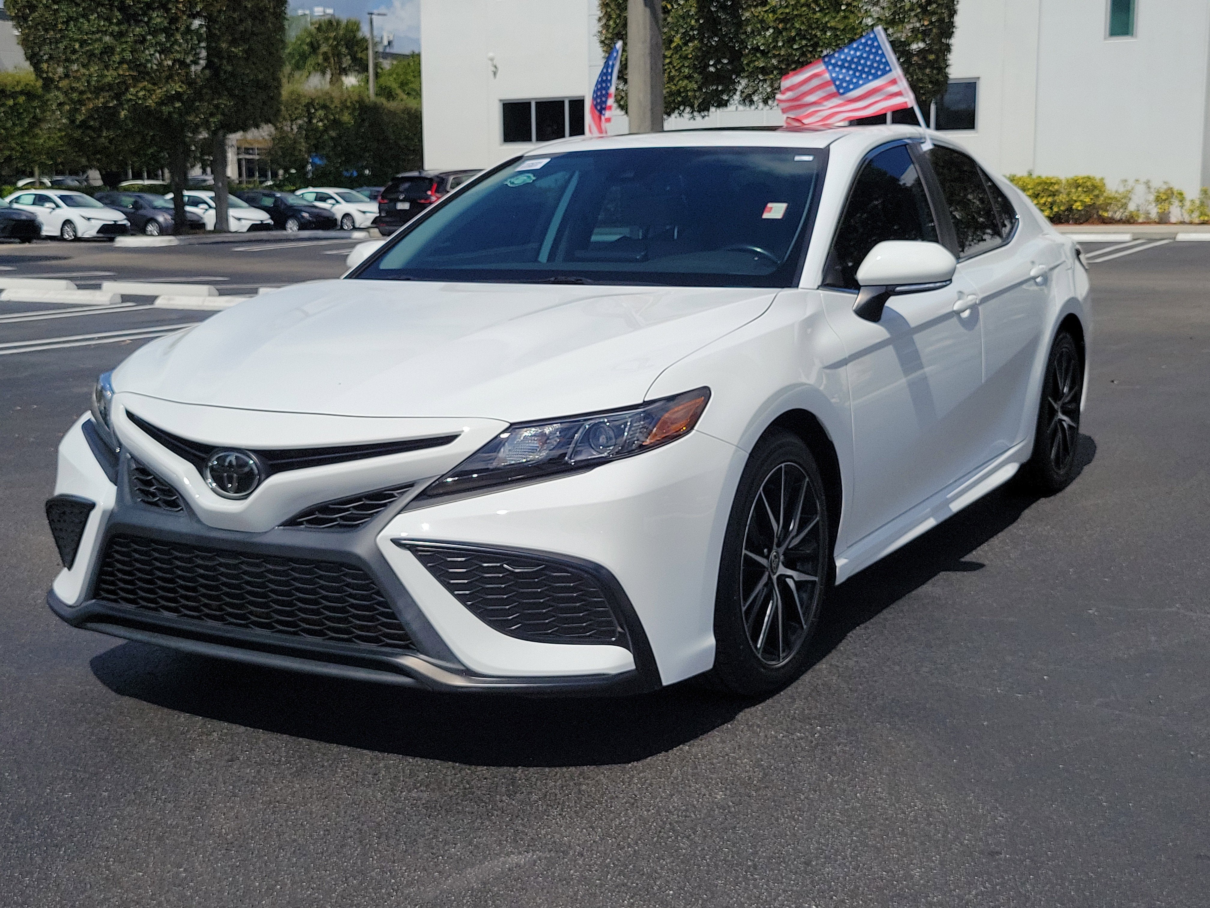 2022 Toyota Camry SE