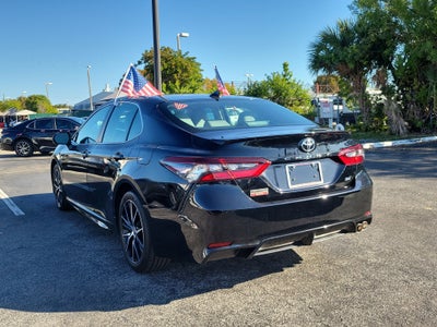2024 Toyota Camry SE