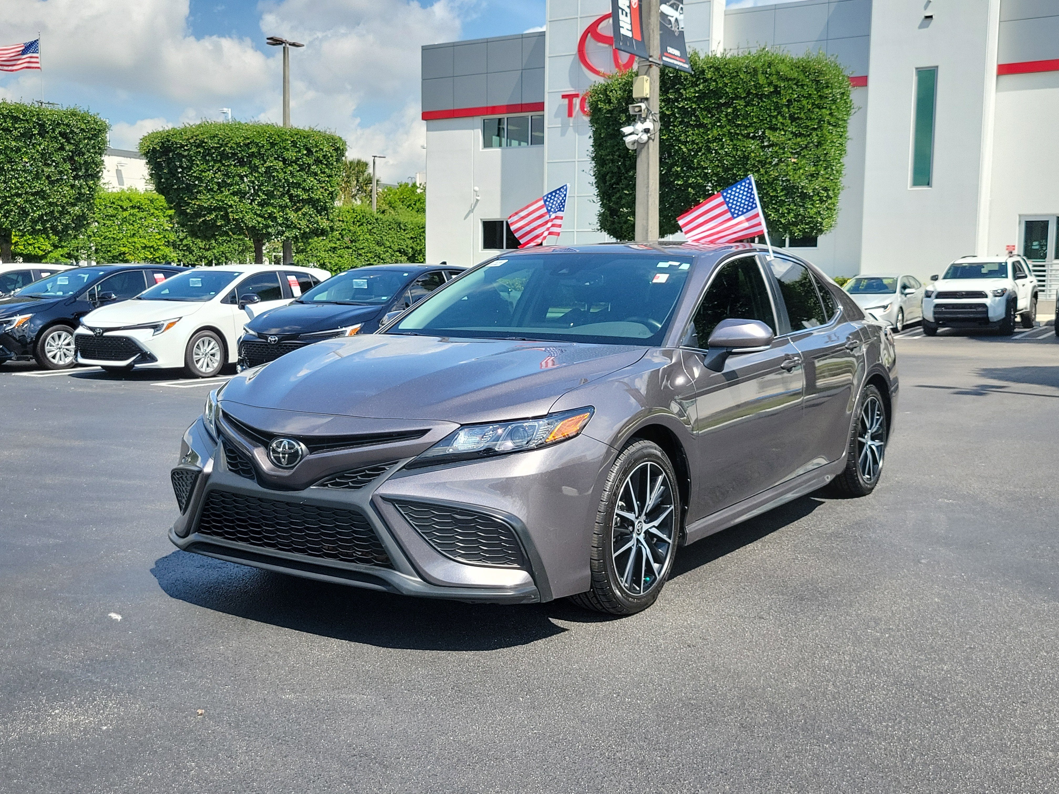 2024 Toyota Camry SE