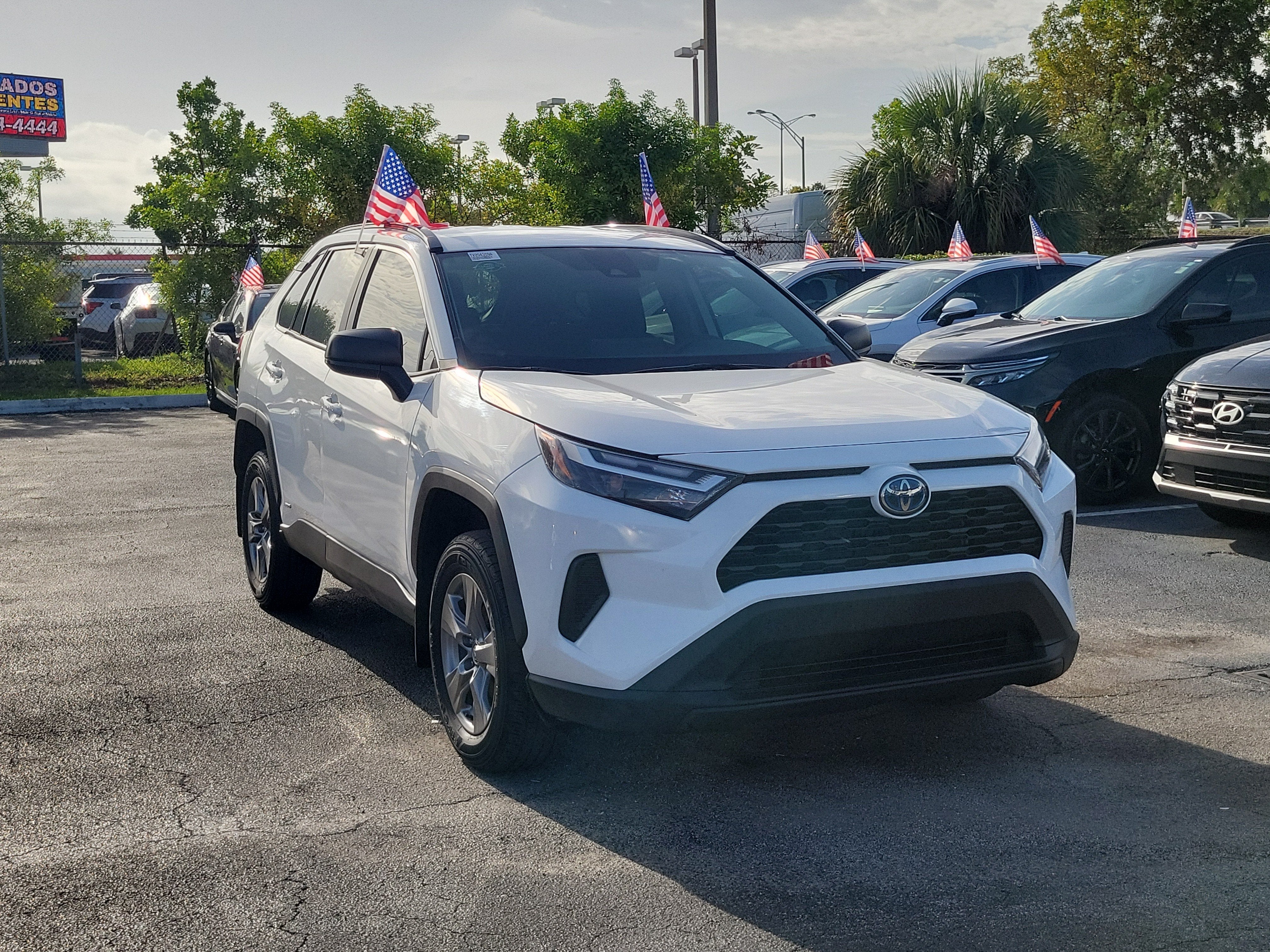 2024 Toyota RAV4 Hybrid LE