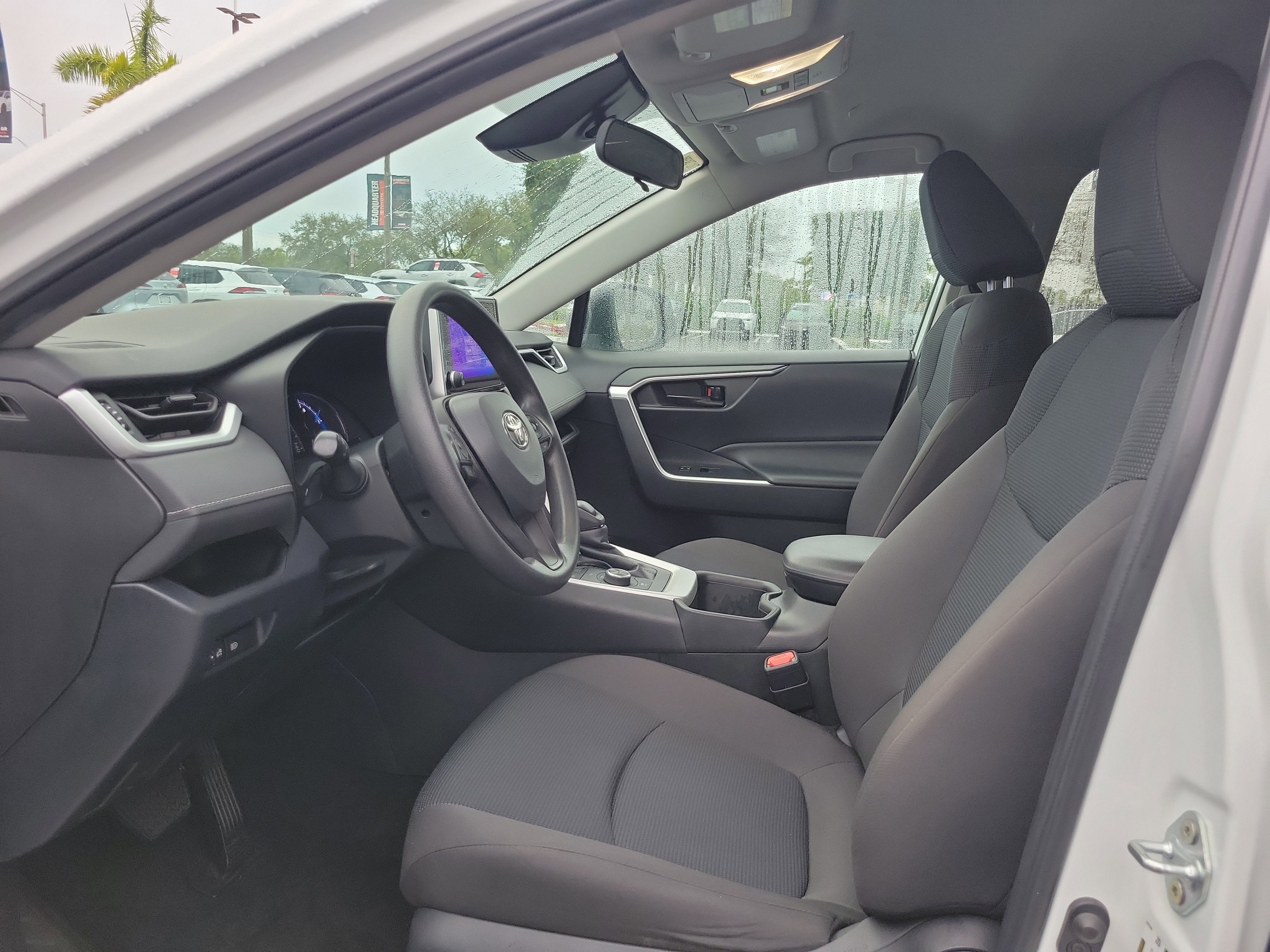 2023 Toyota RAV4 Hybrid LE