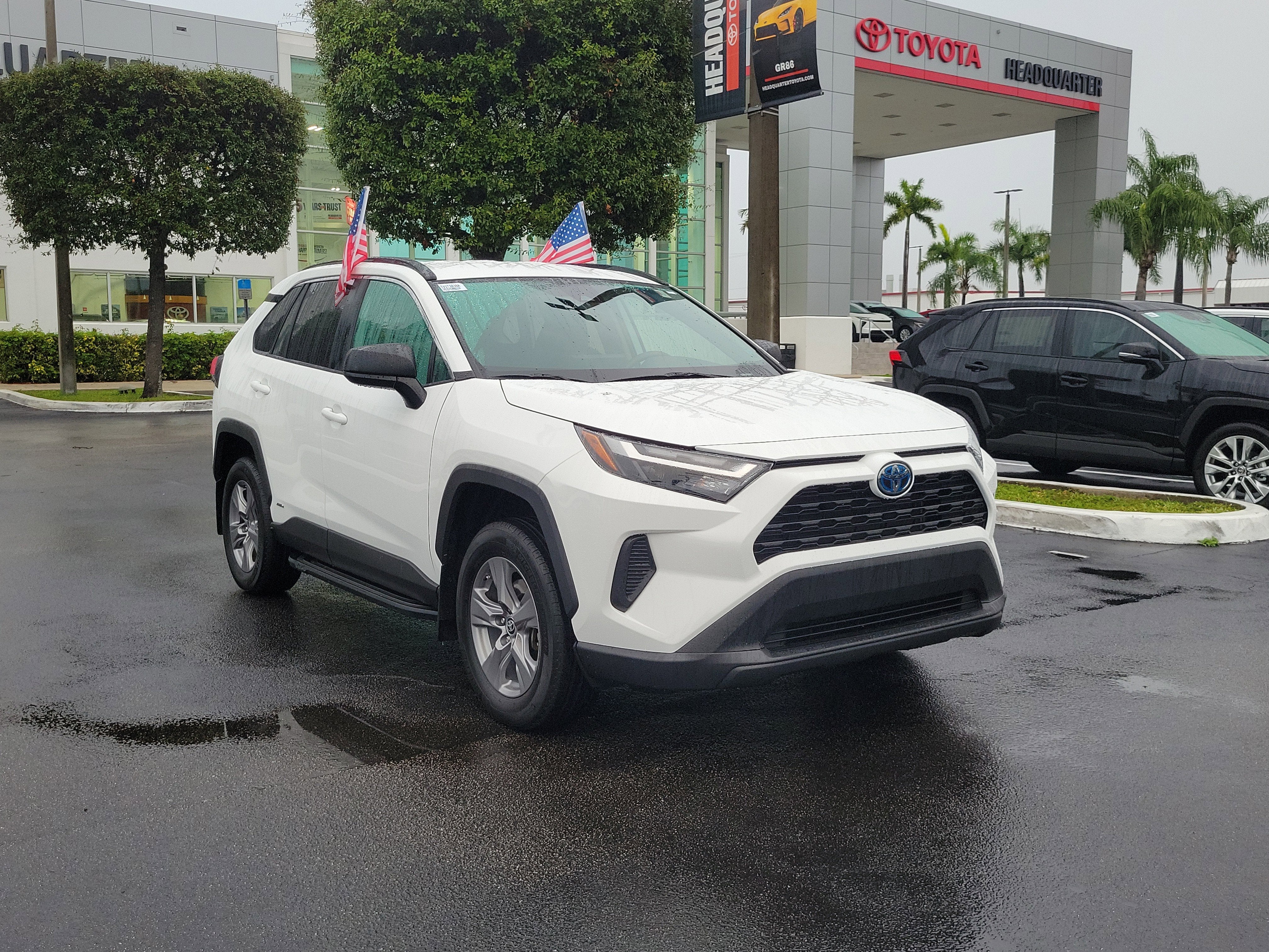 2023 Toyota RAV4 Hybrid LE