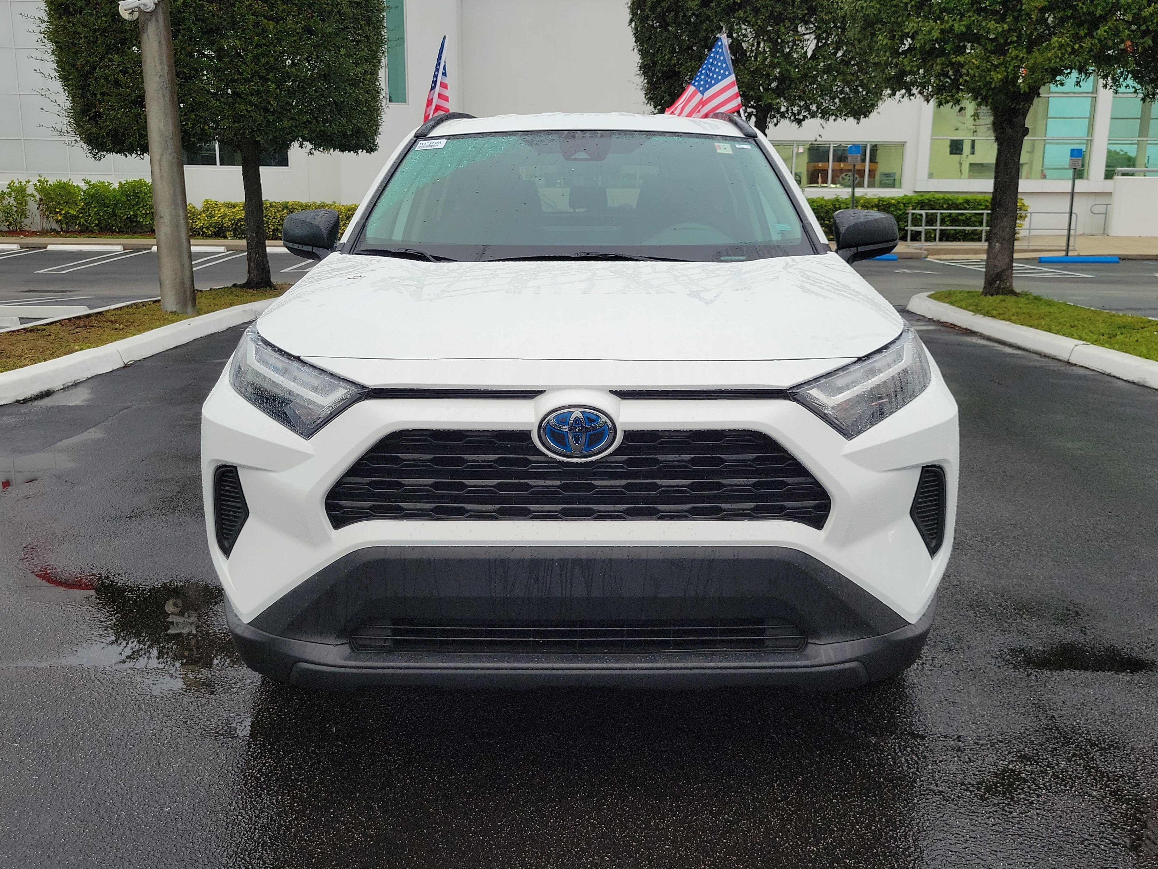 2023 Toyota RAV4 Hybrid LE
