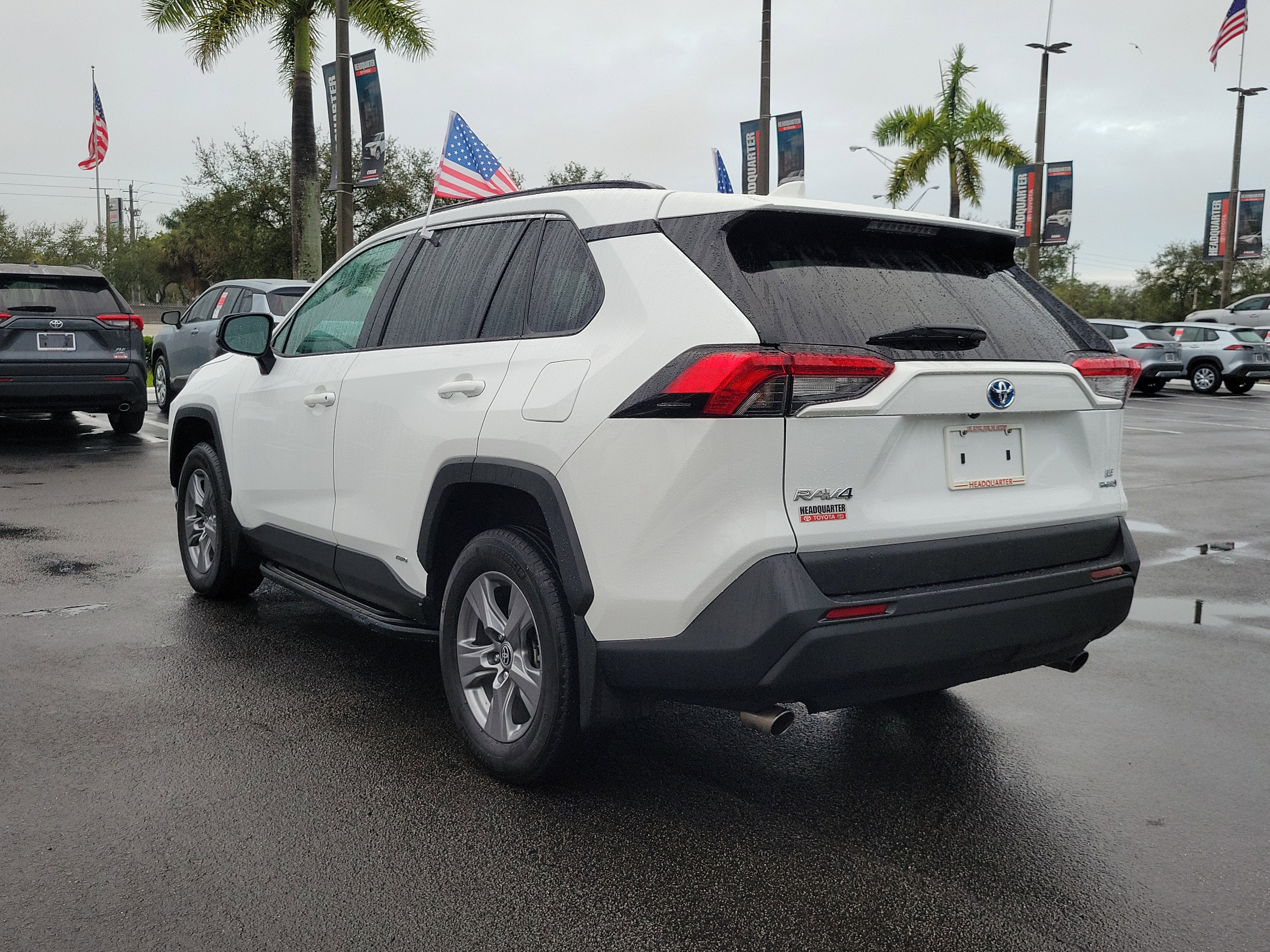 2023 Toyota RAV4 Hybrid LE