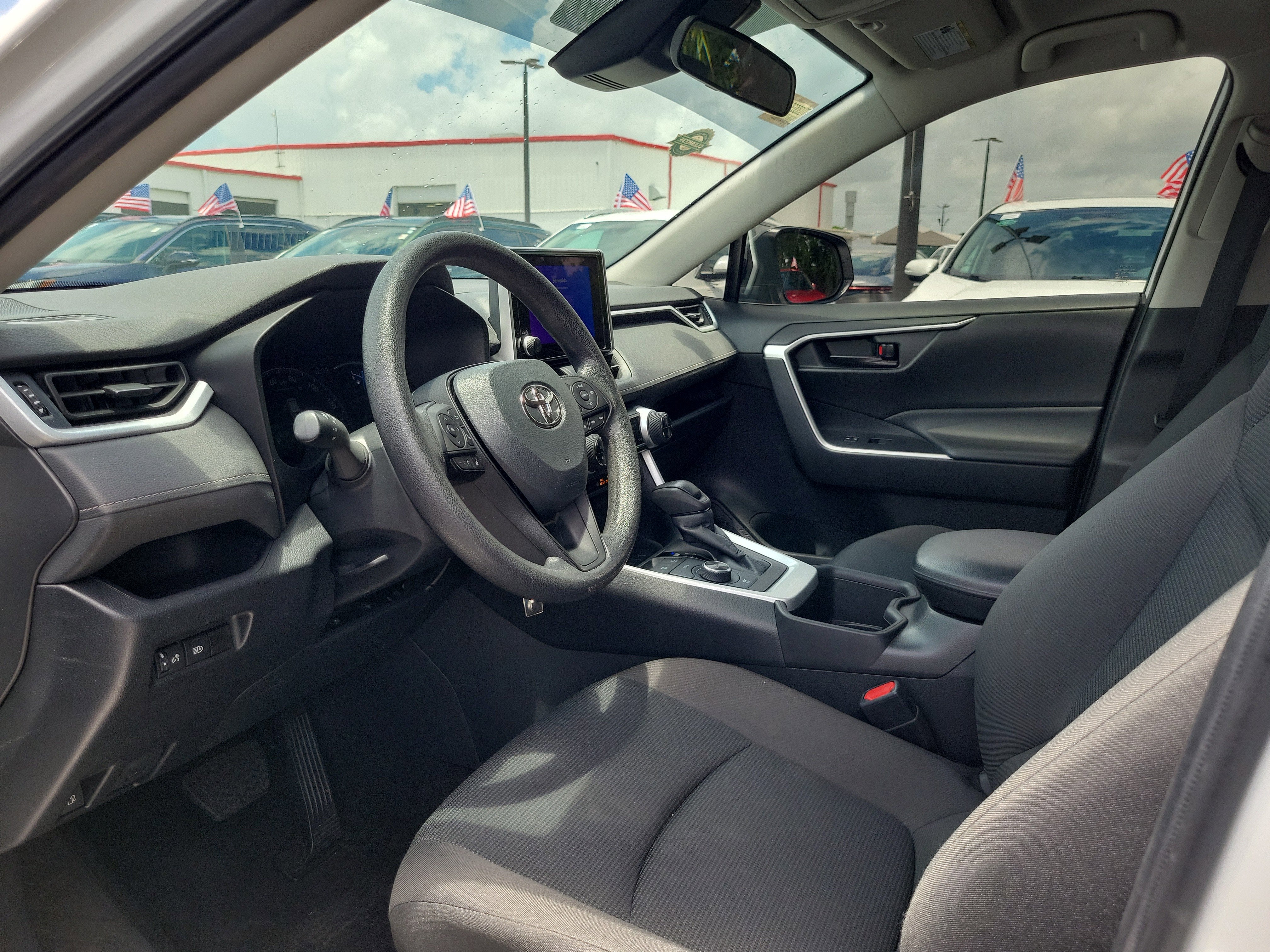2024 Toyota RAV4 Hybrid LE