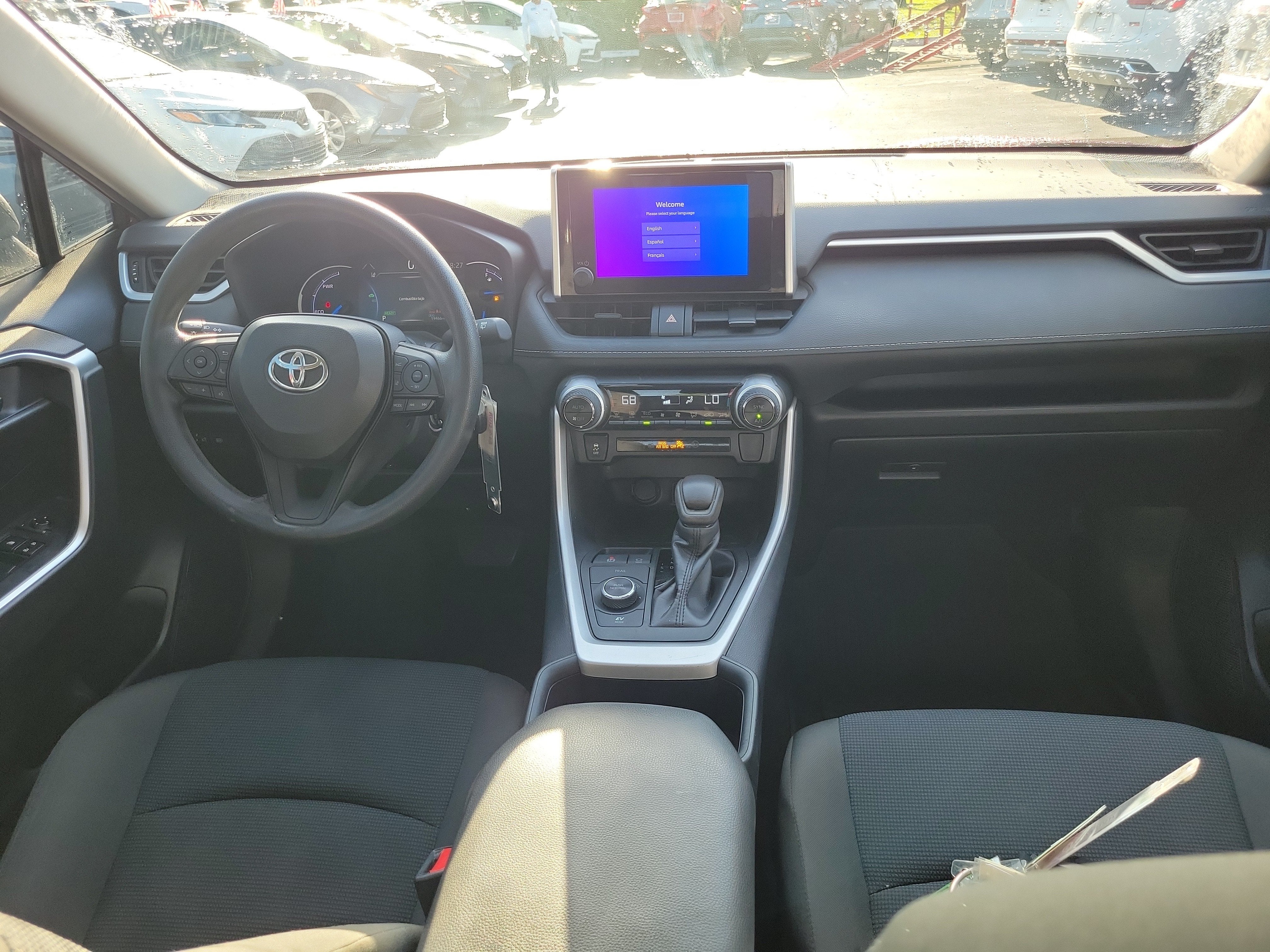 2024 Toyota RAV4 Hybrid LE