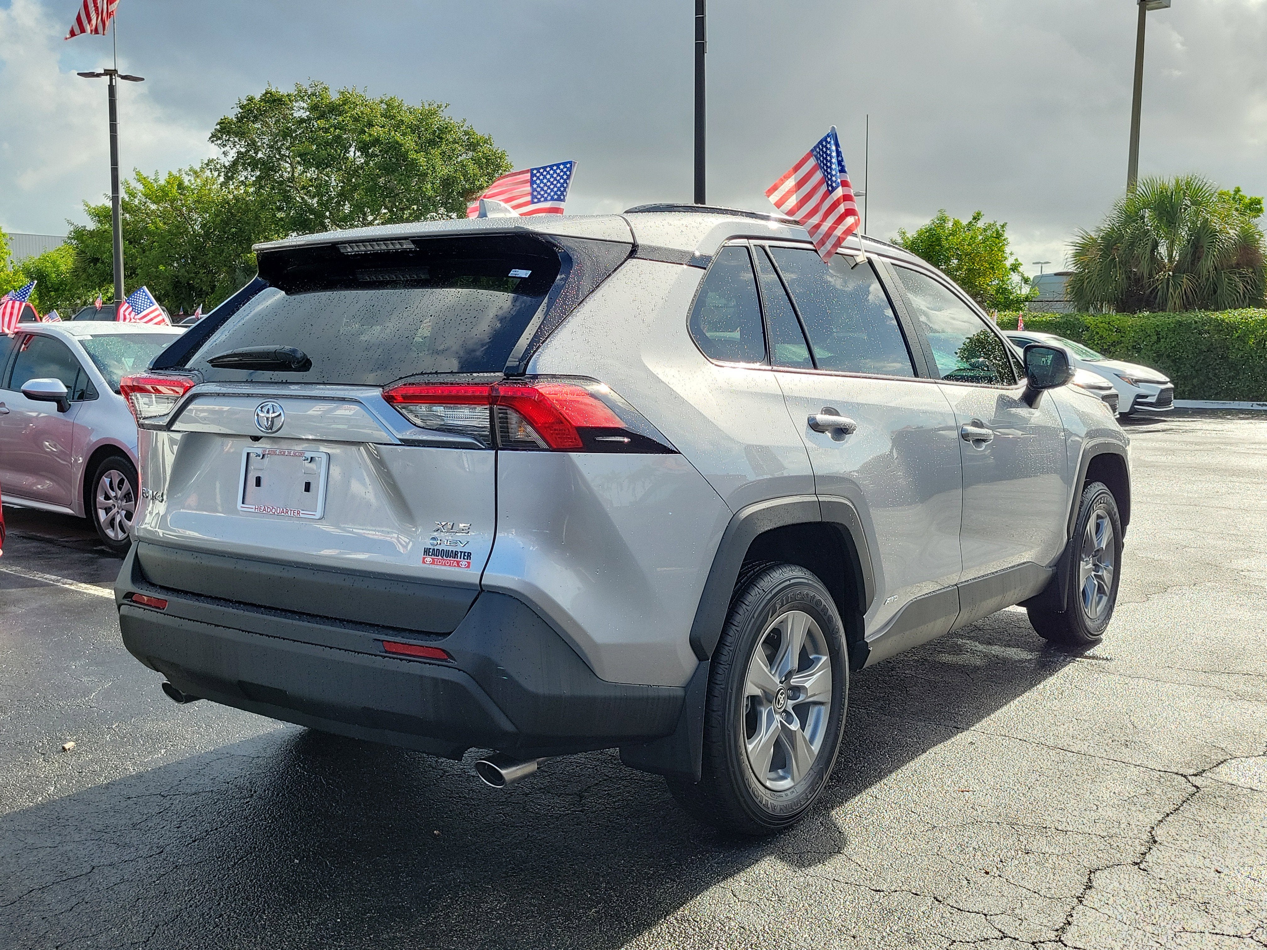 2025 Toyota RAV4 Hybrid XLE