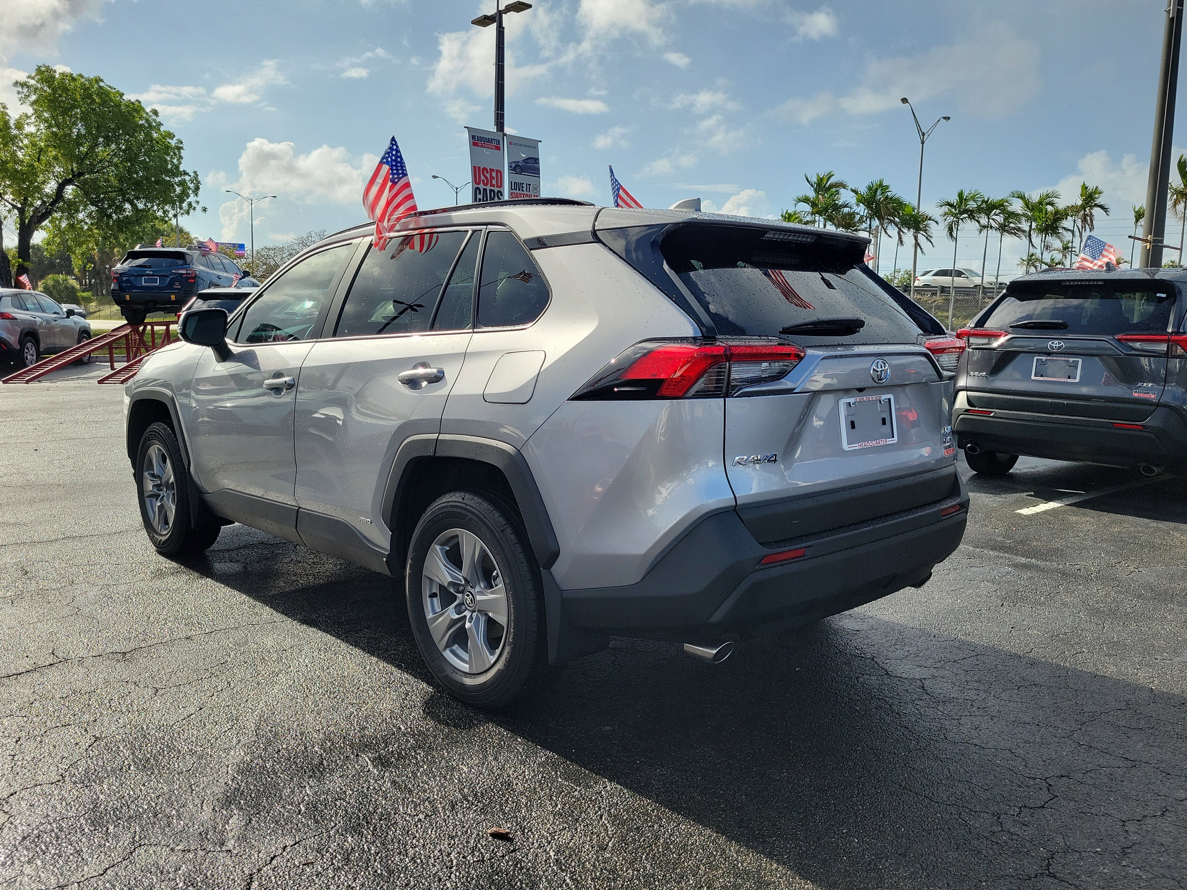 2025 Toyota RAV4 Hybrid XLE