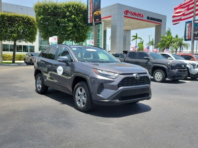 2025 Toyota RAV4 Hybrid XLE