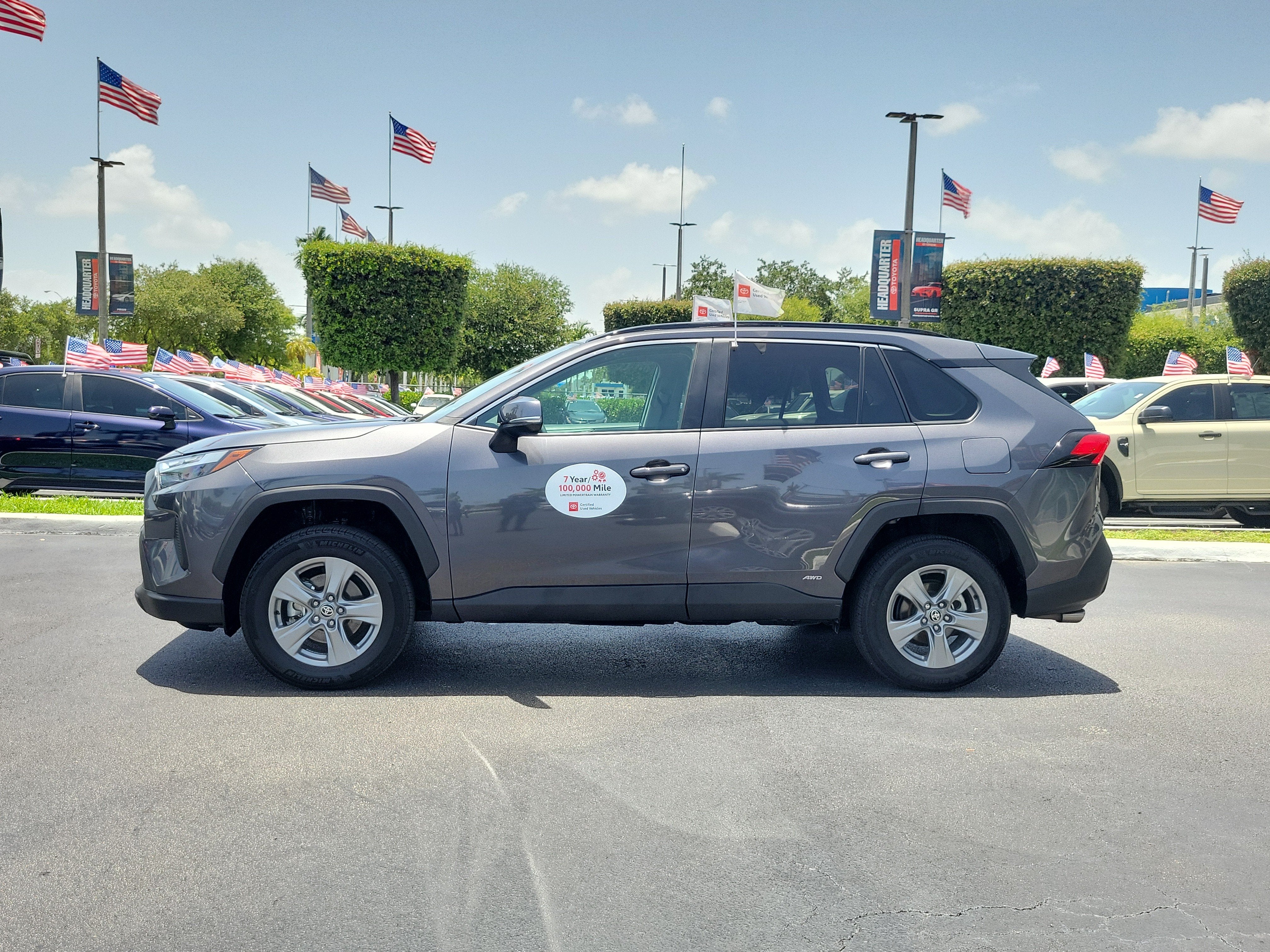 2025 Toyota RAV4 Hybrid XLE