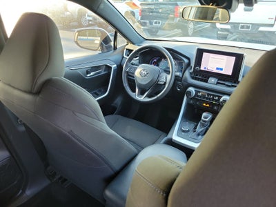 2023 Toyota RAV4 Hybrid SE