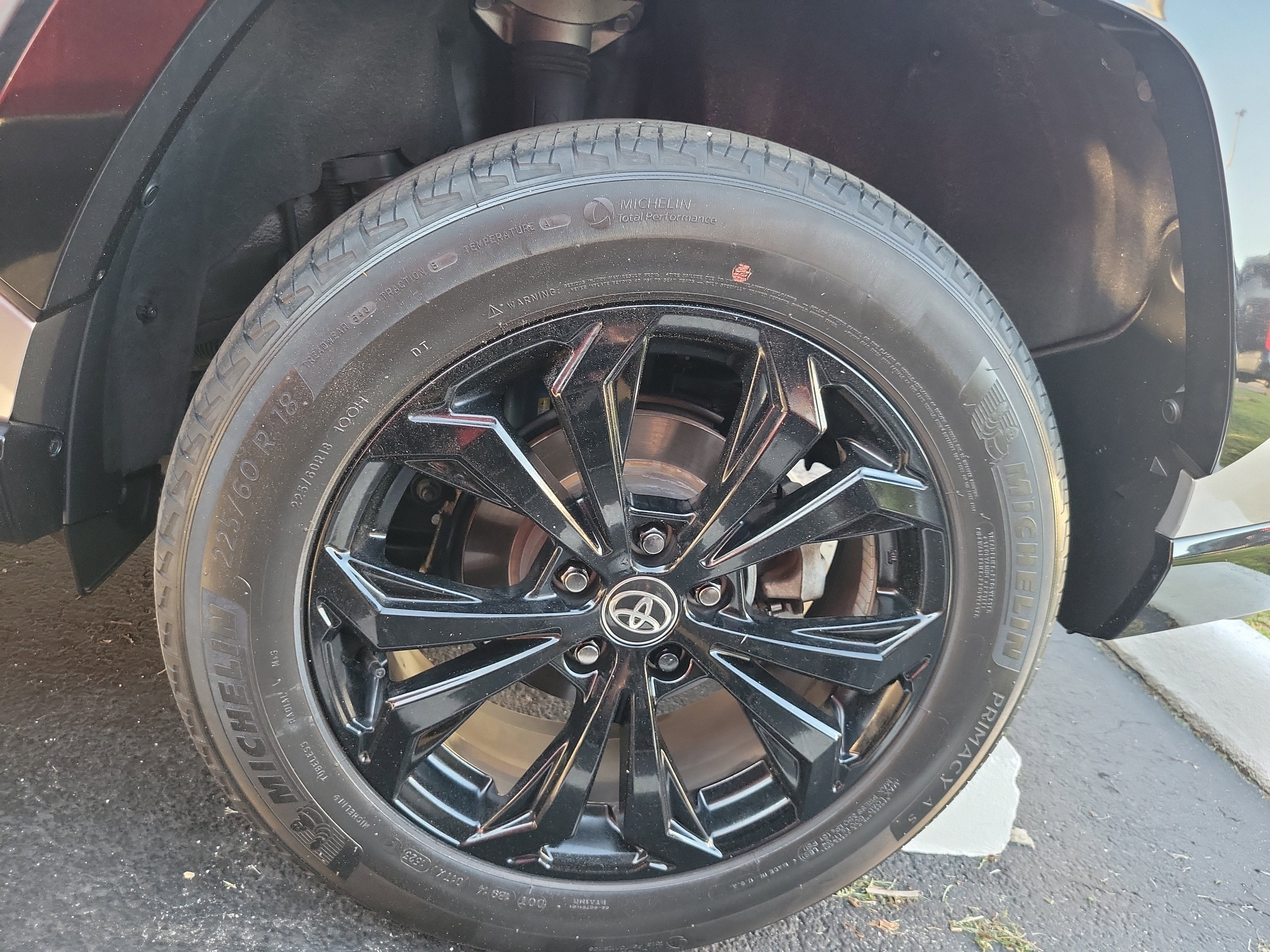 2023 Toyota RAV4 Hybrid SE