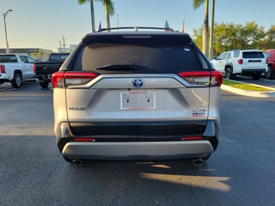 2023 Toyota RAV4 Hybrid SE