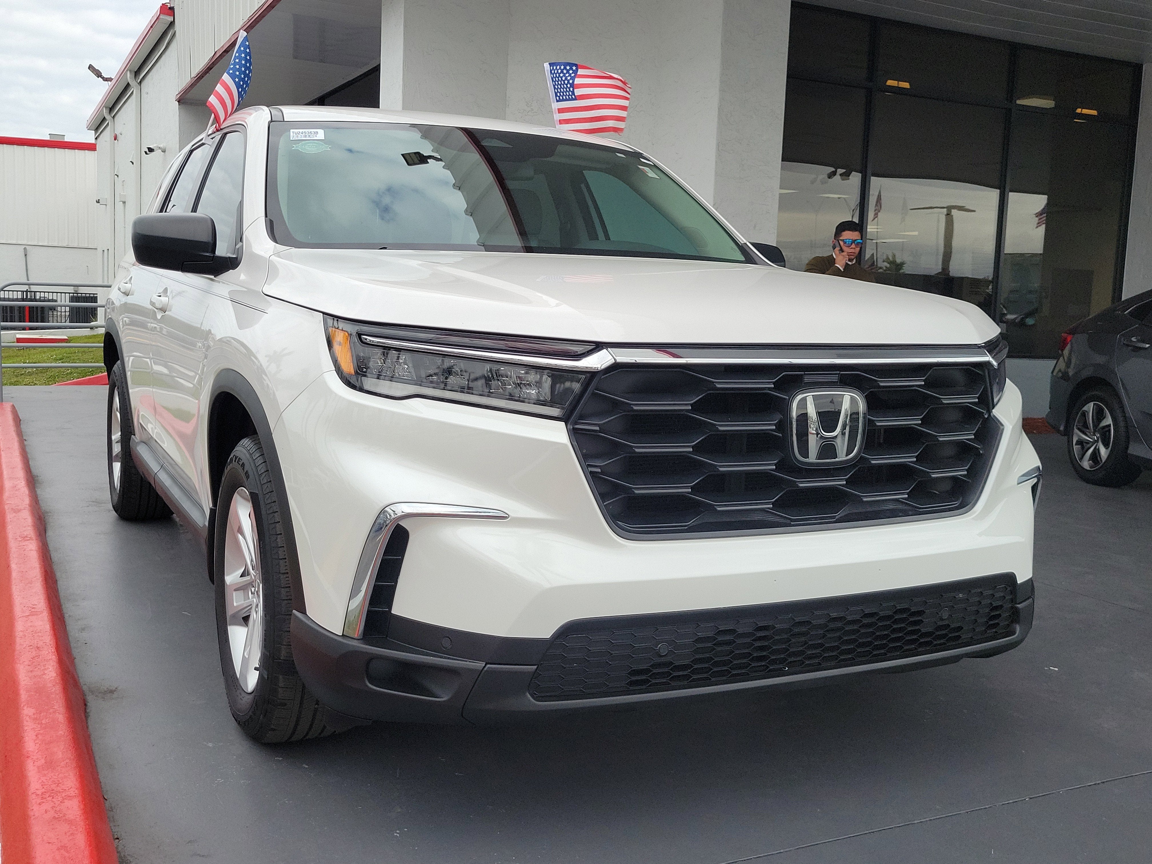 2023 Honda Pilot LX