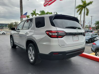 2023 Honda Pilot LX