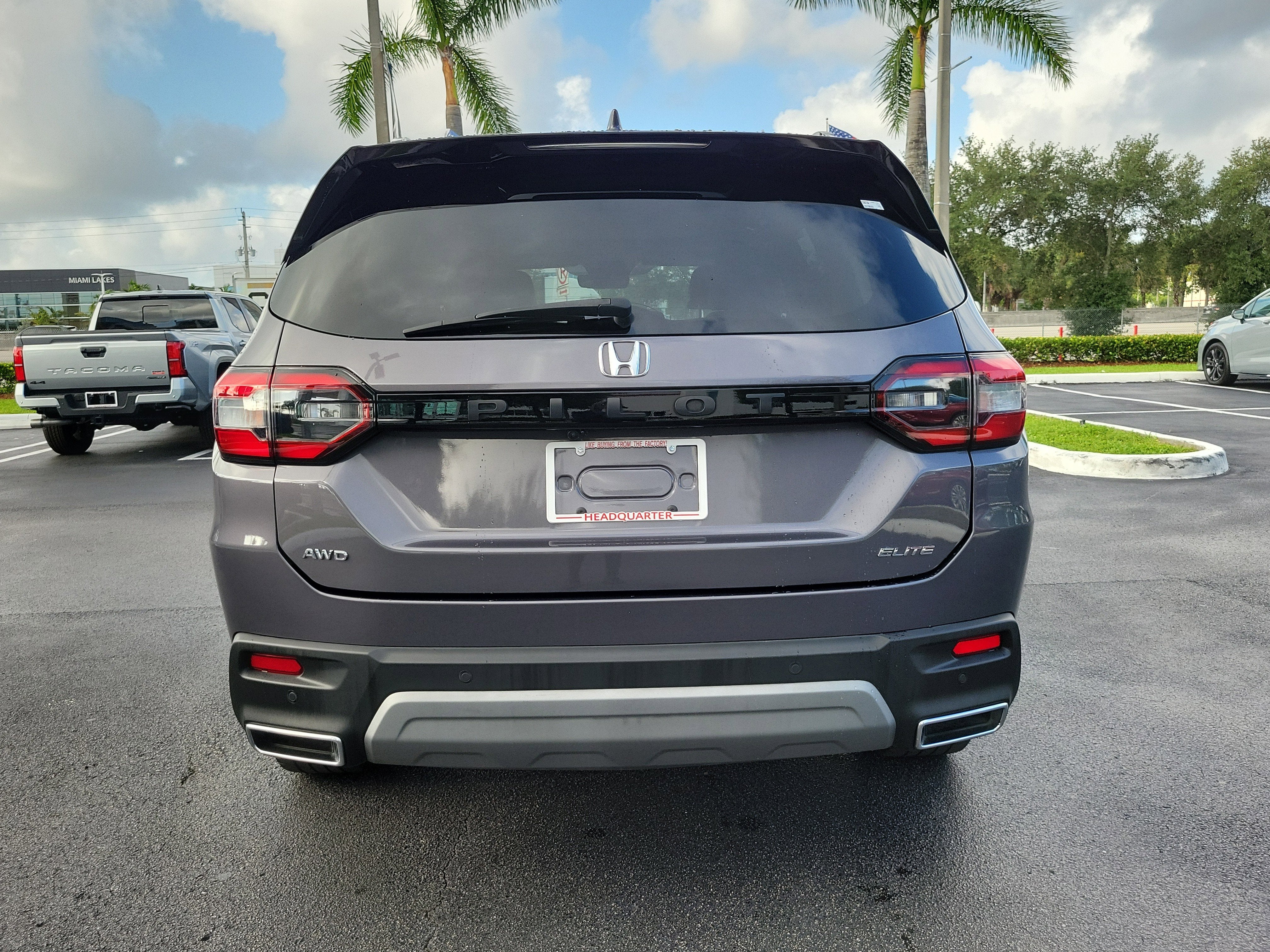2023 Honda Pilot Elite