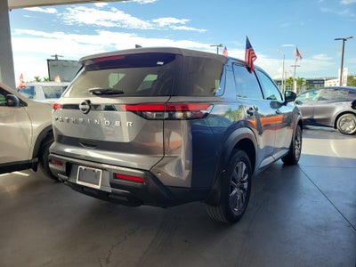 2024 Nissan Pathfinder S