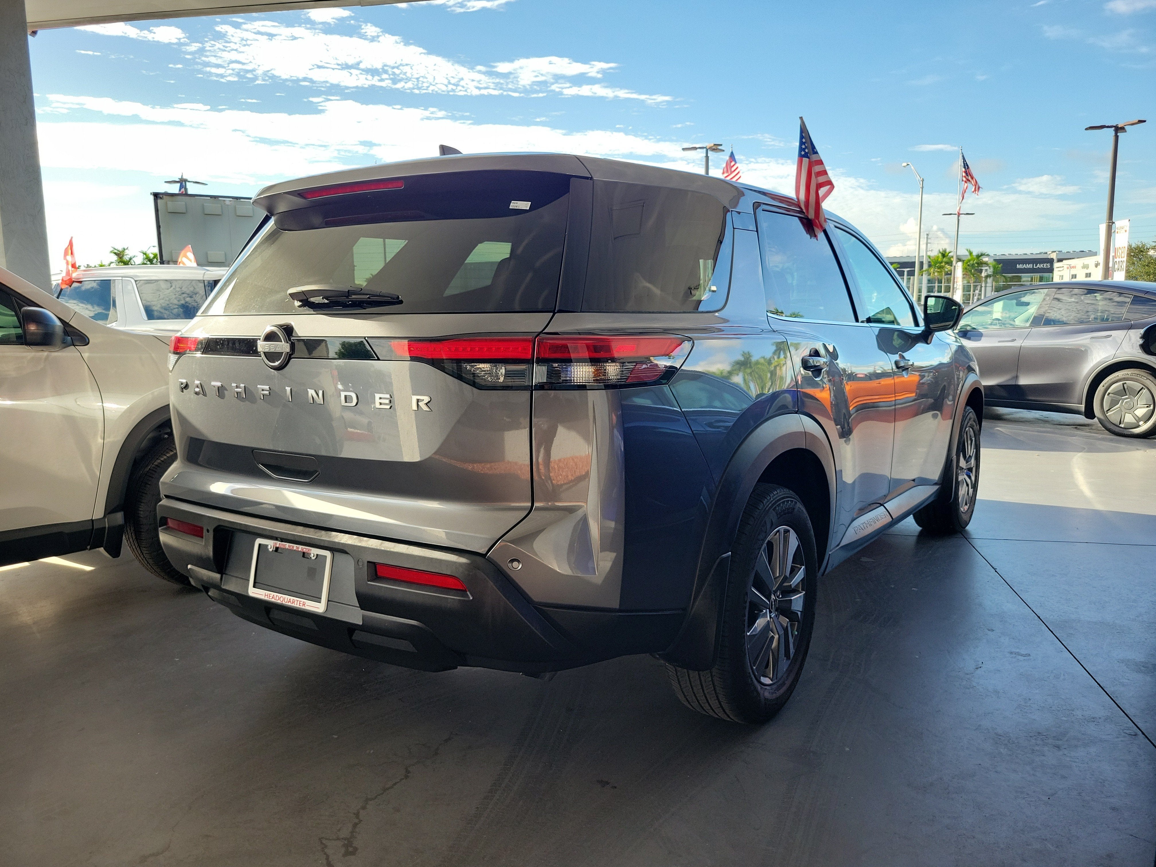 2024 Nissan Pathfinder S