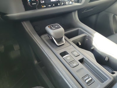 2024 Nissan Pathfinder S
