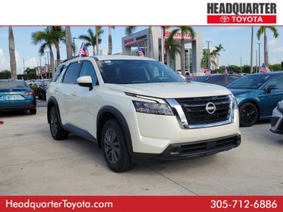 2024 Nissan Pathfinder SV