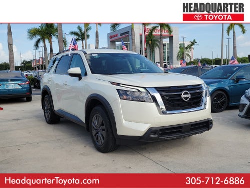 2024 Nissan Pathfinder SV