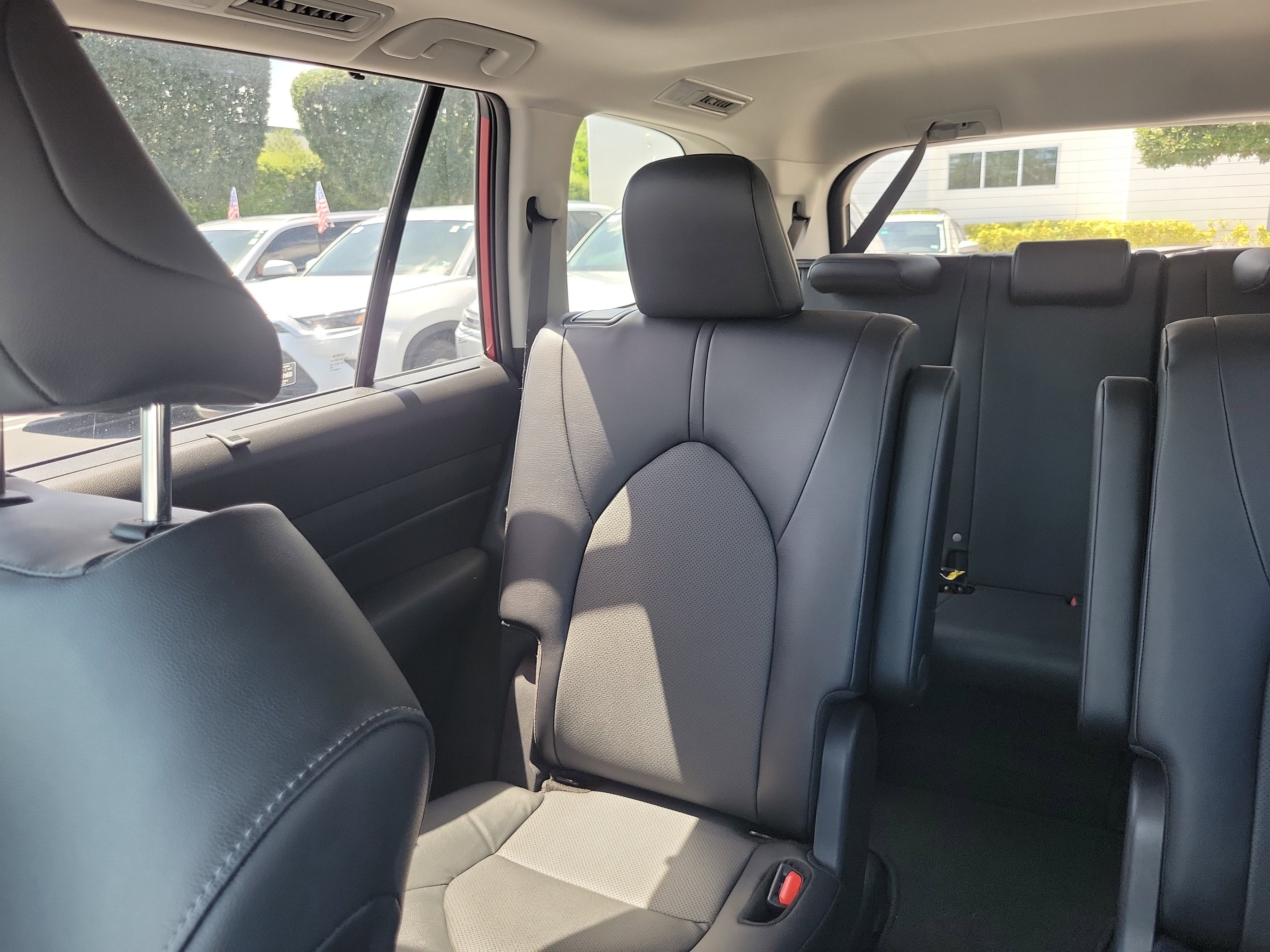 2025 Toyota Grand Highlander LE