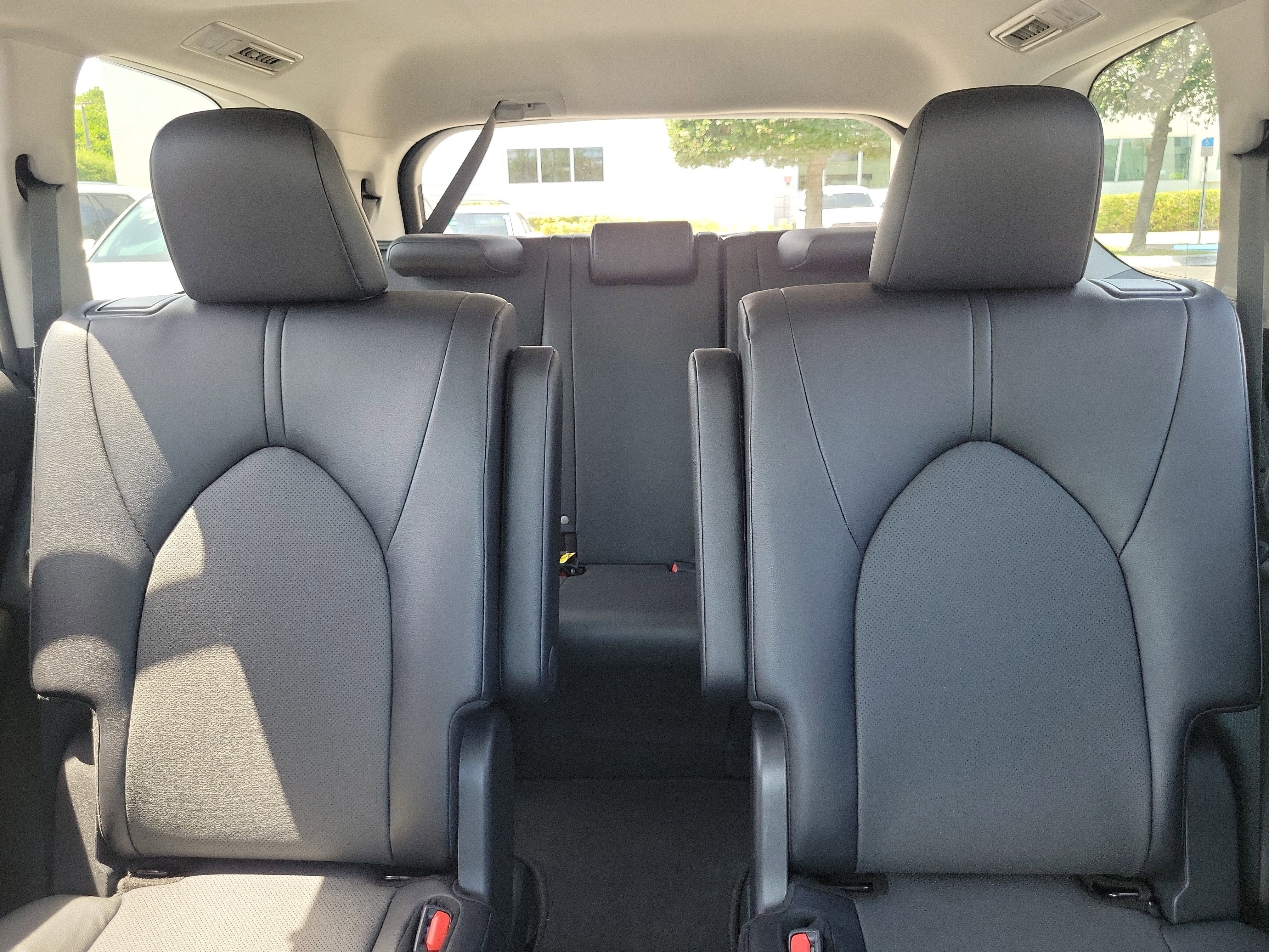 2025 Toyota Grand Highlander LE