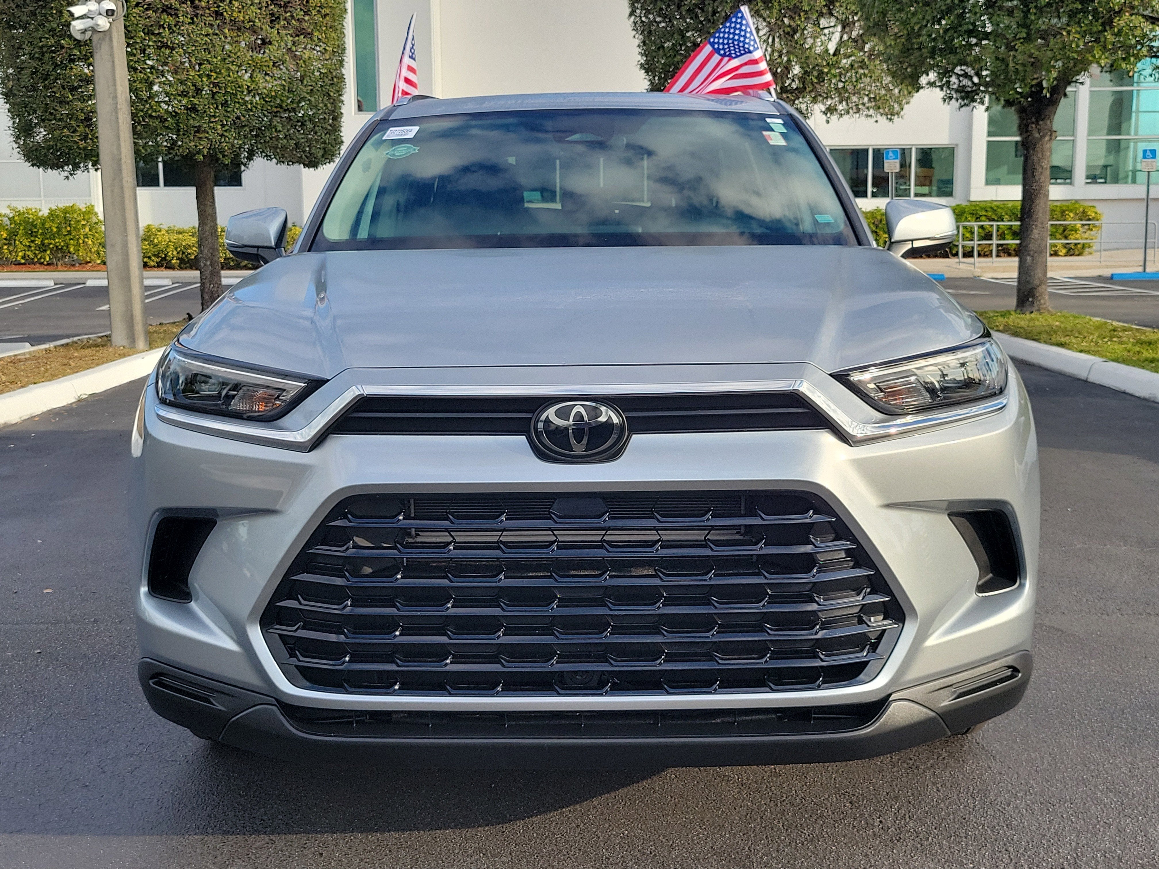 2025 Toyota Grand Highlander Hybrid XLE