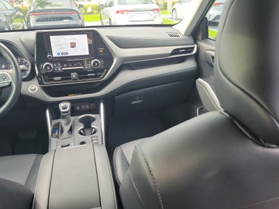 2026 Toyota Highlander Hybrid XLE
