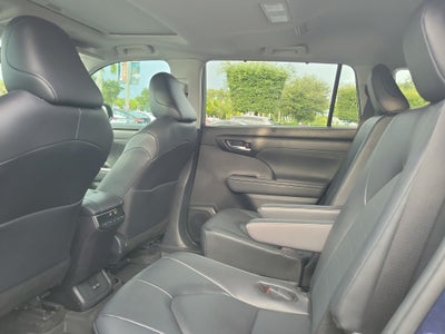 2026 Toyota Highlander Hybrid XLE