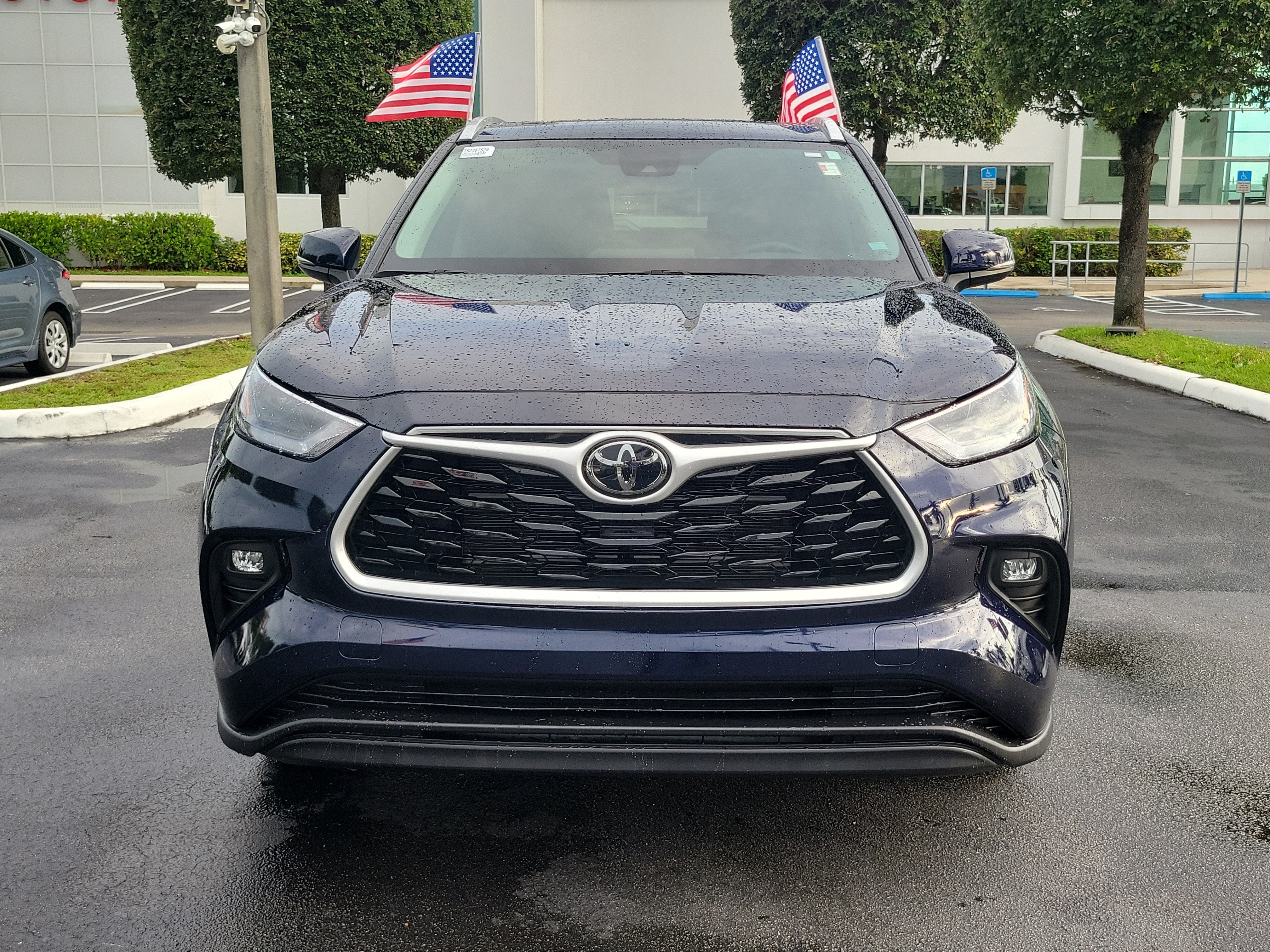 2026 Toyota Highlander Hybrid XLE