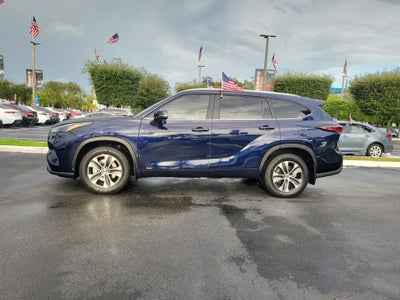 2026 Toyota Highlander Hybrid XLE