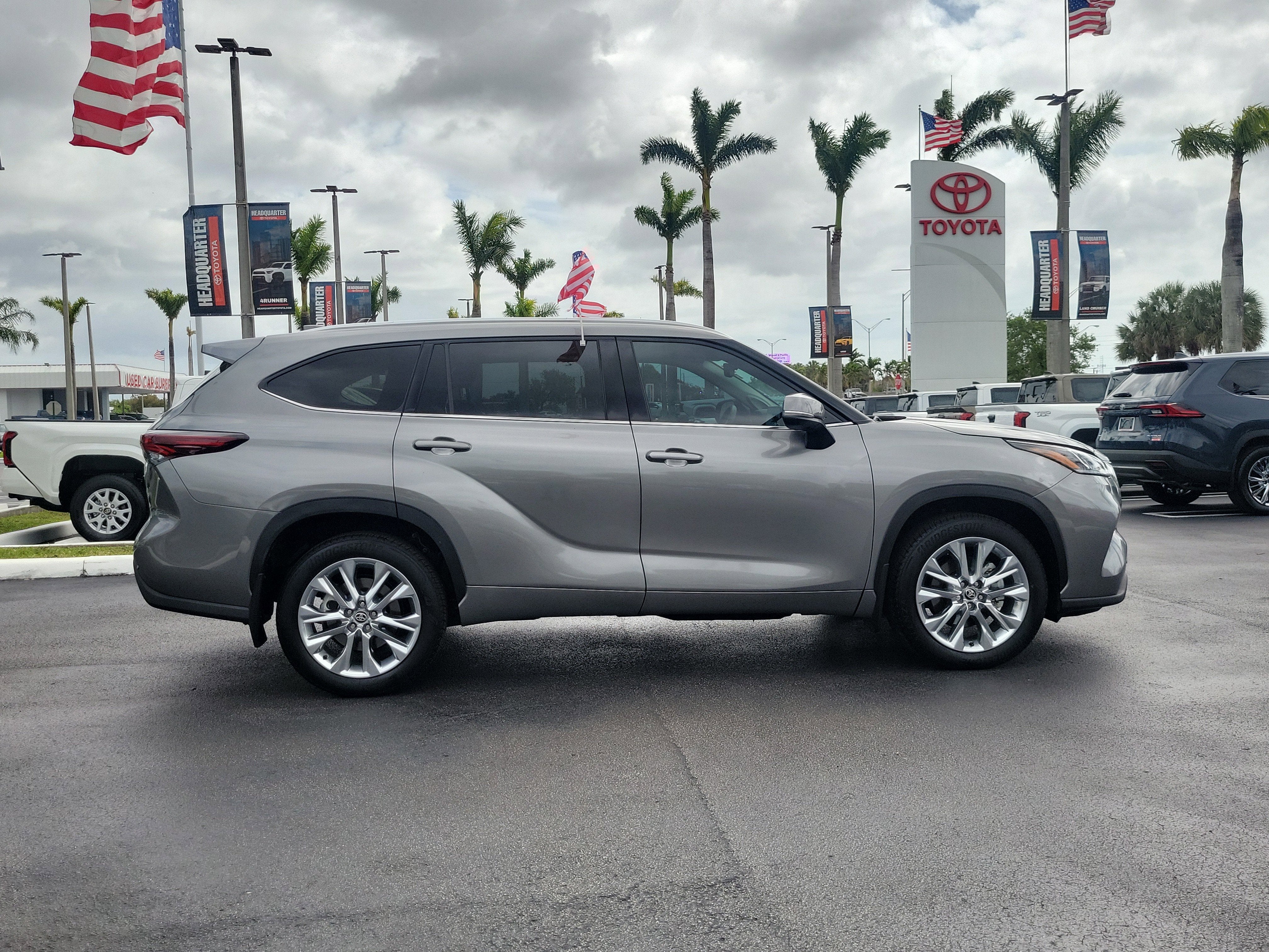 2025 Toyota Highlander Limited