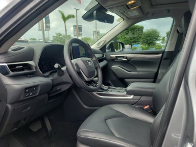2025 Toyota Highlander Limited