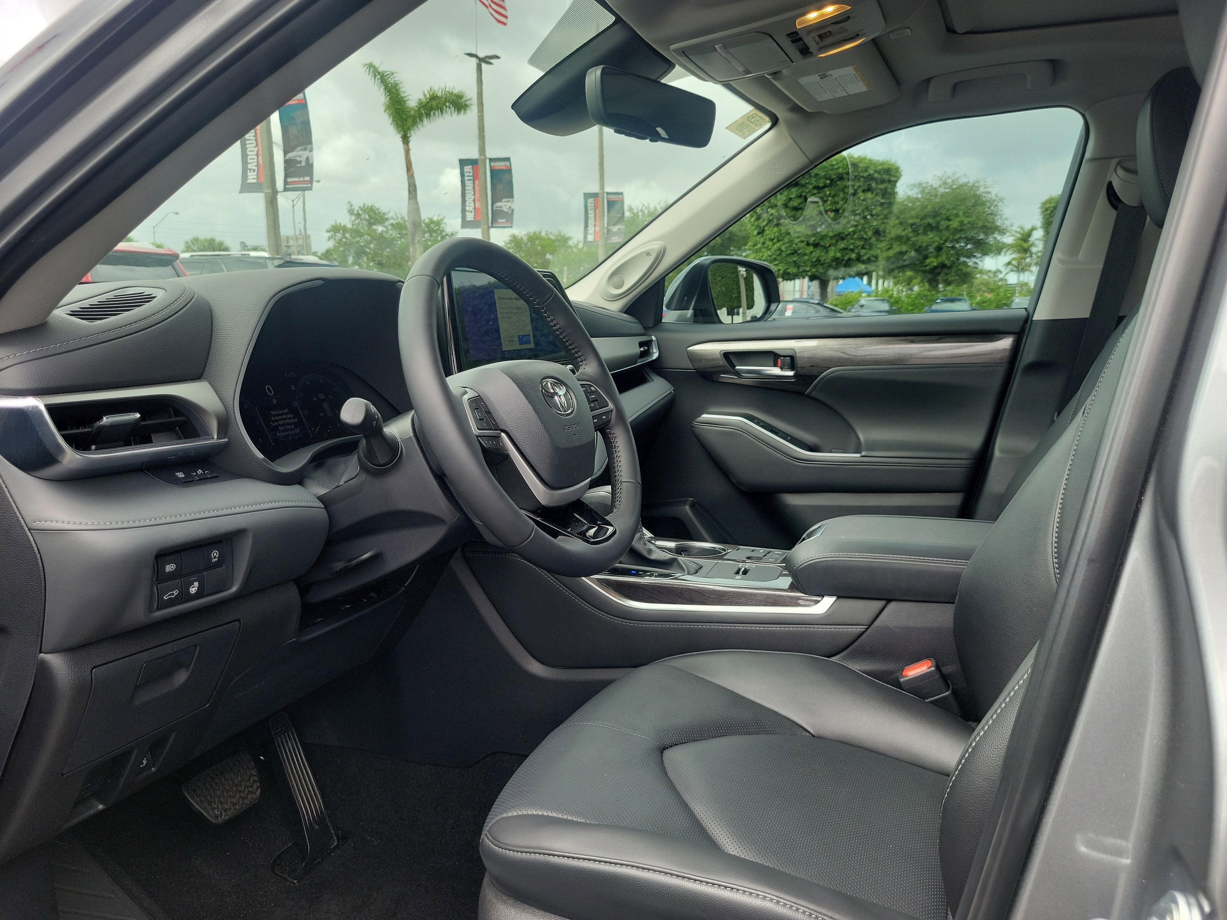 2025 Toyota Highlander Limited