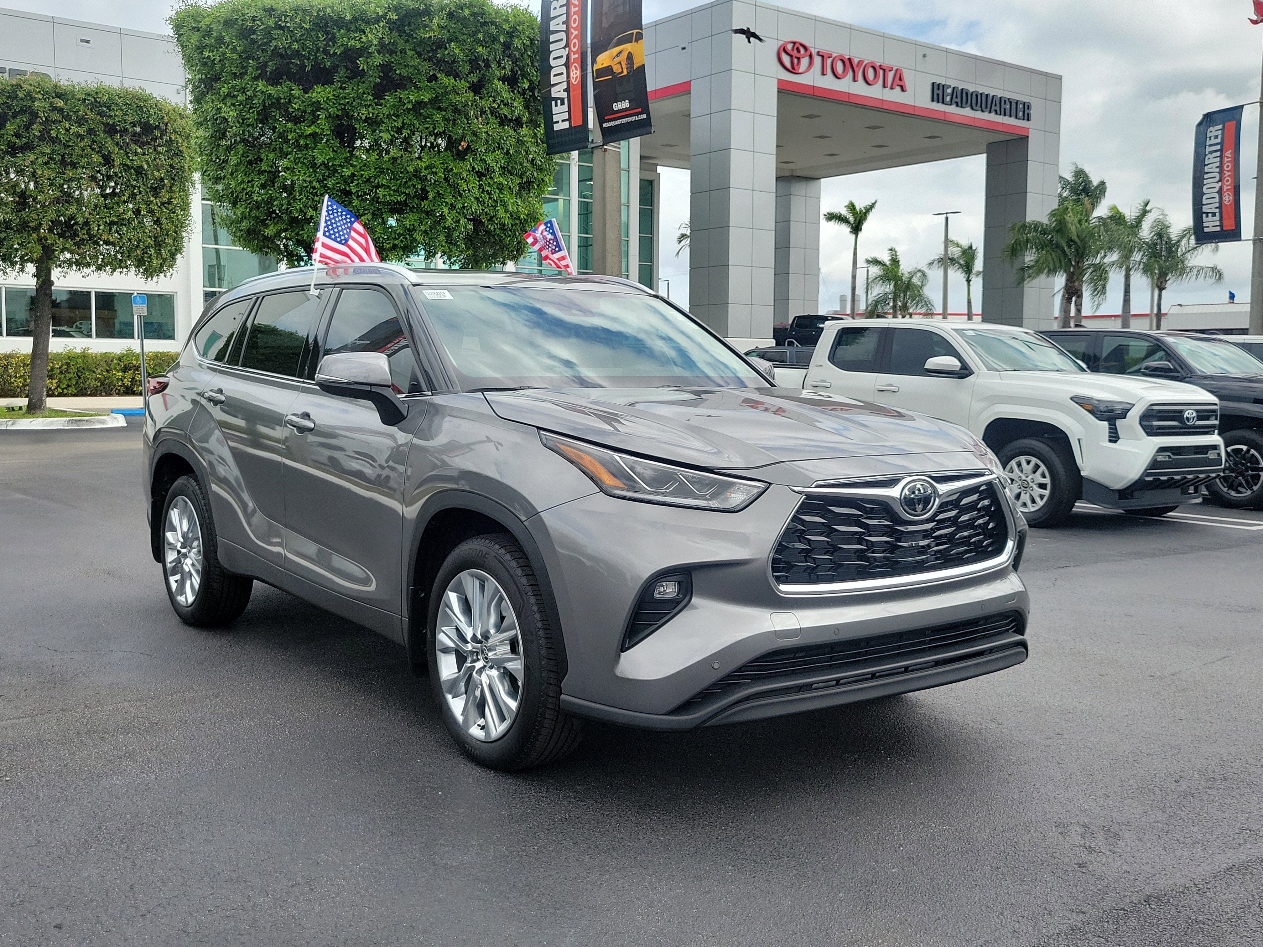 2025 Toyota Highlander Limited