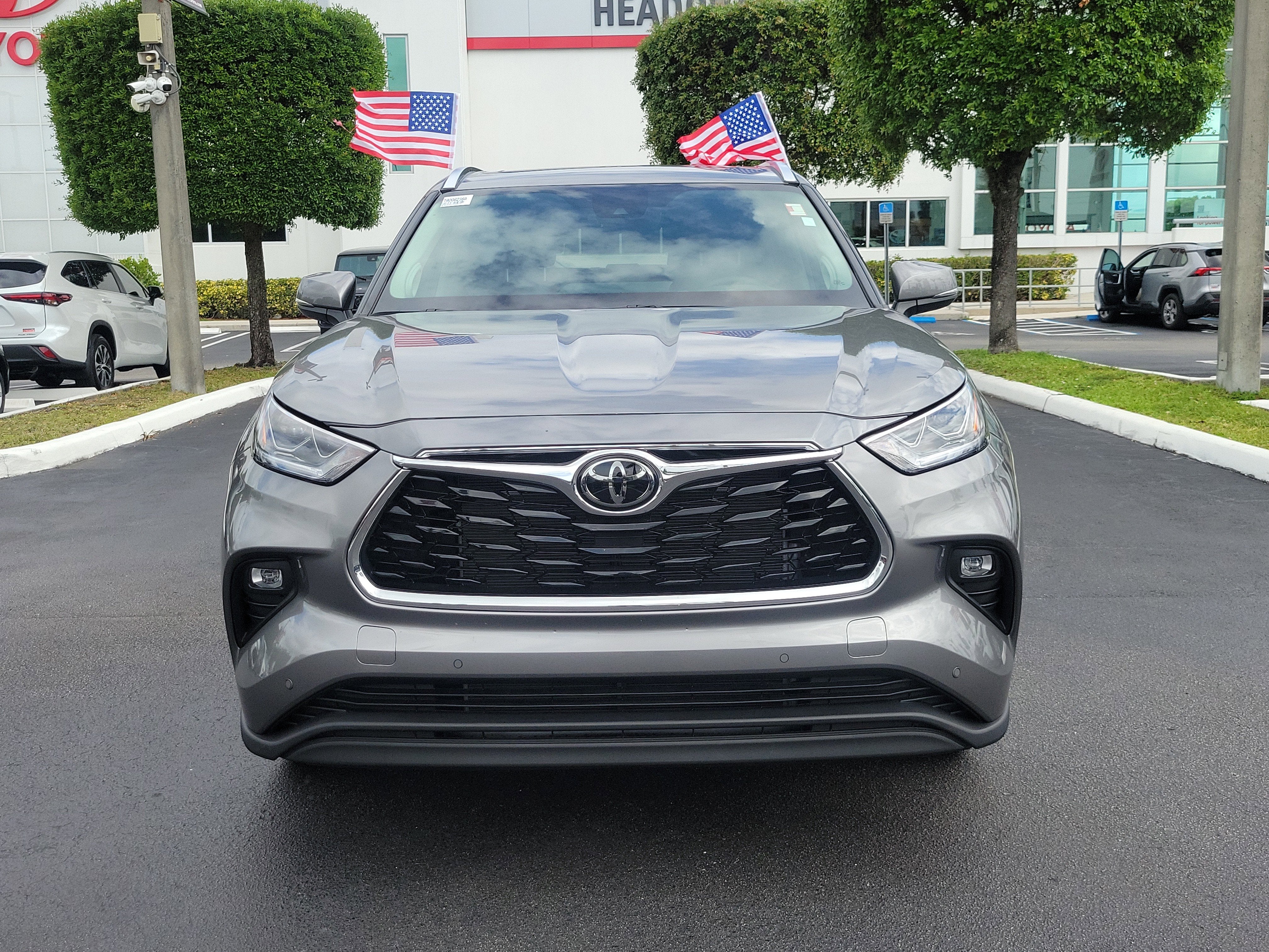 2025 Toyota Highlander Limited